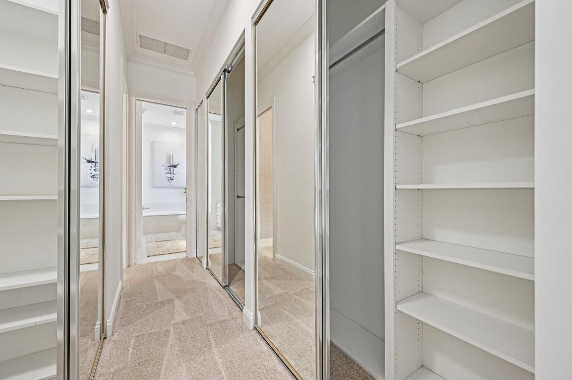 CARLETON OAKS - Residential