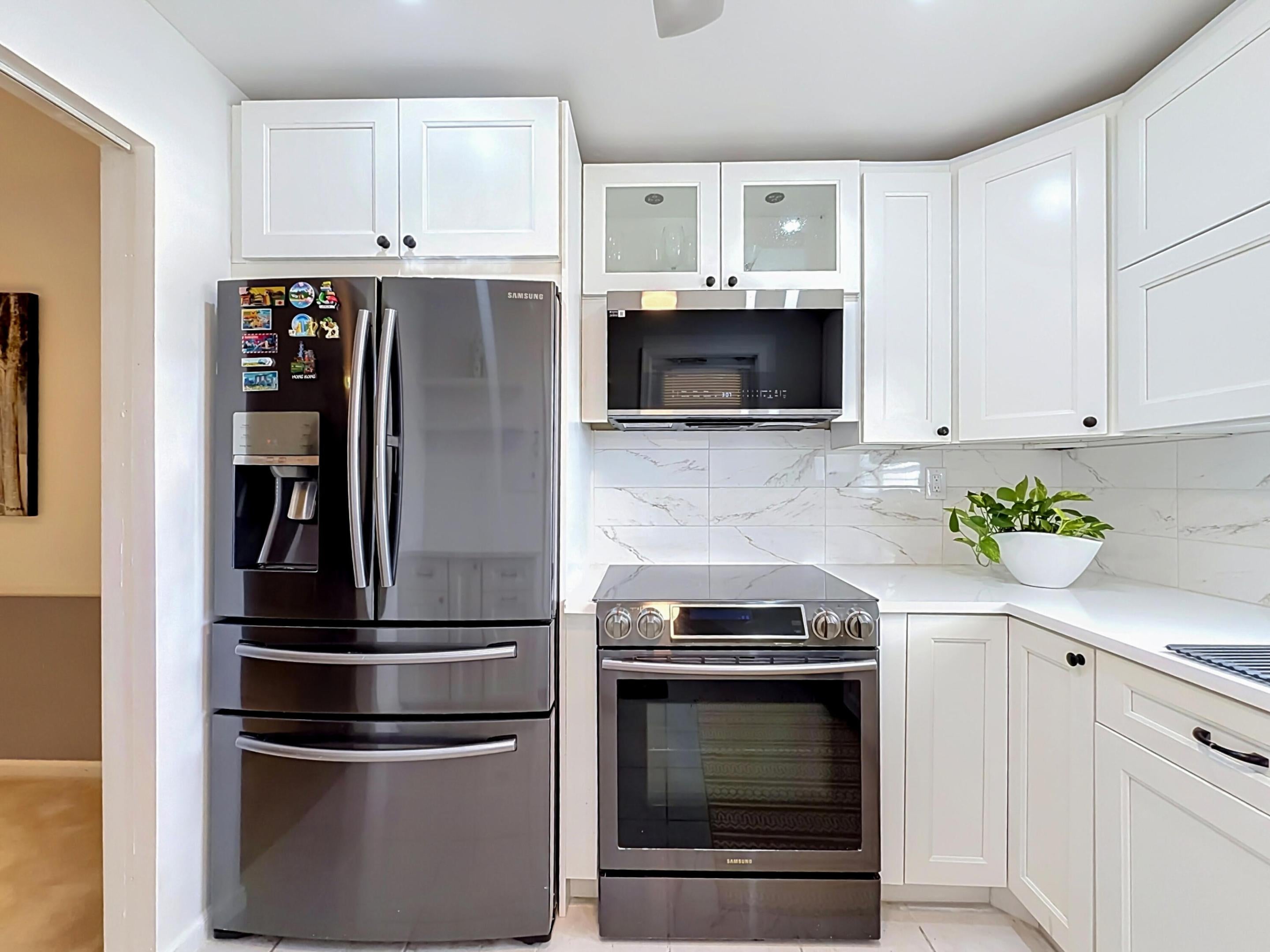 2121 NE 68th Street 109