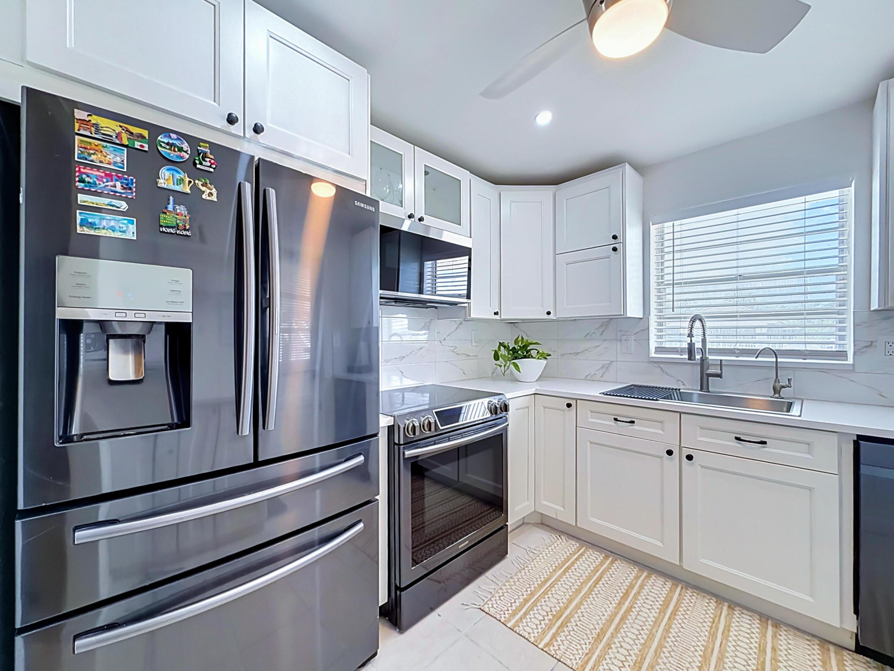 2121 NE 68th Street 109