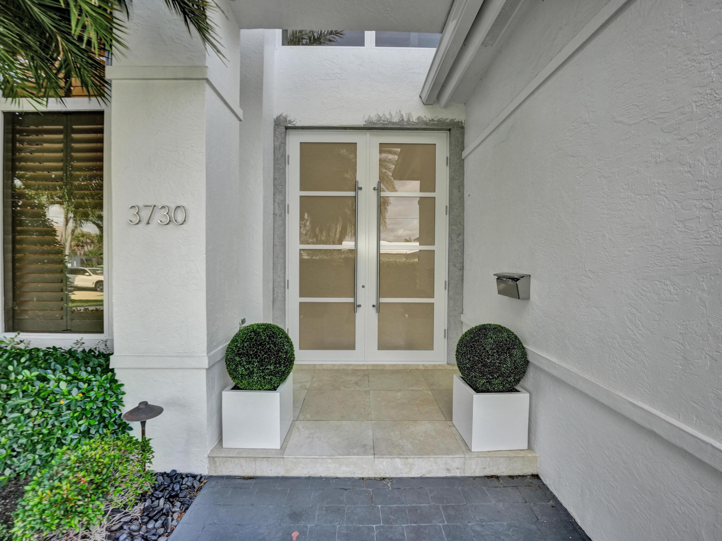 VENETIAN ISLES 1ST SEC - Residential