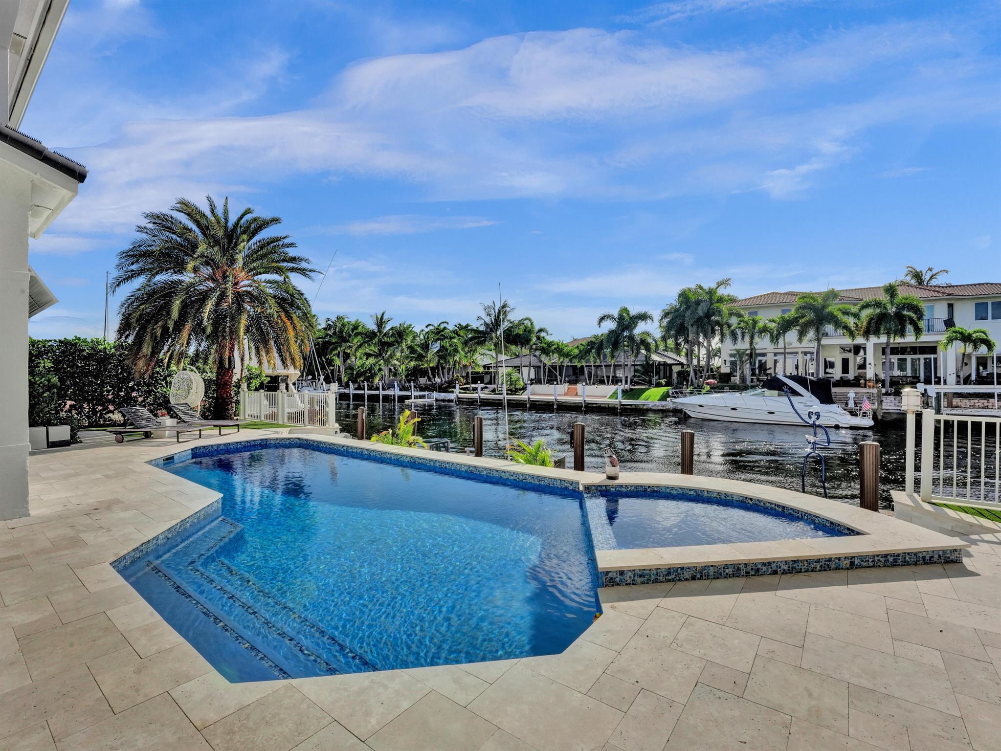 VENETIAN ISLES 1ST SEC - Residential