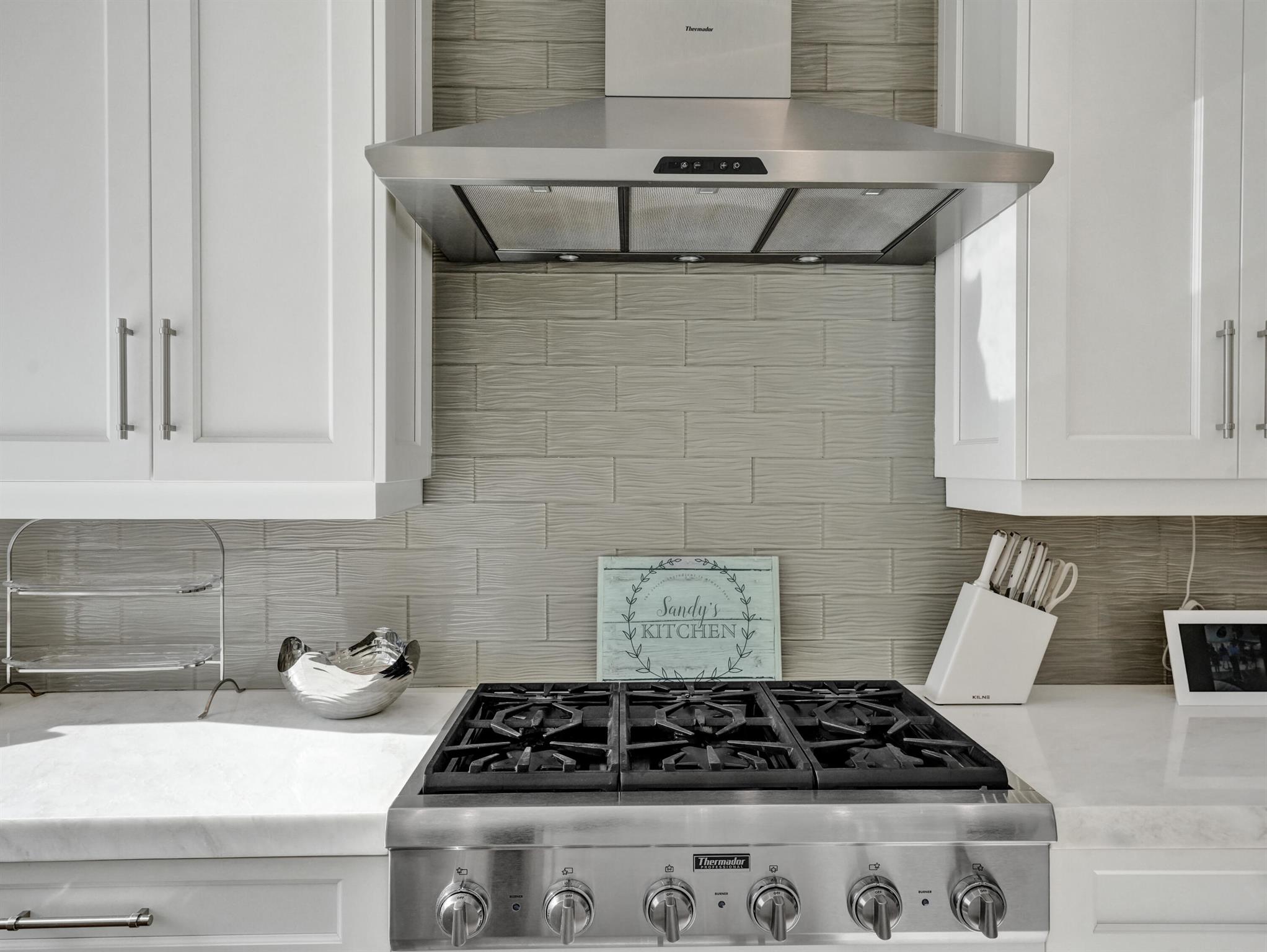 VENETIAN ISLES 1ST SEC - Residential