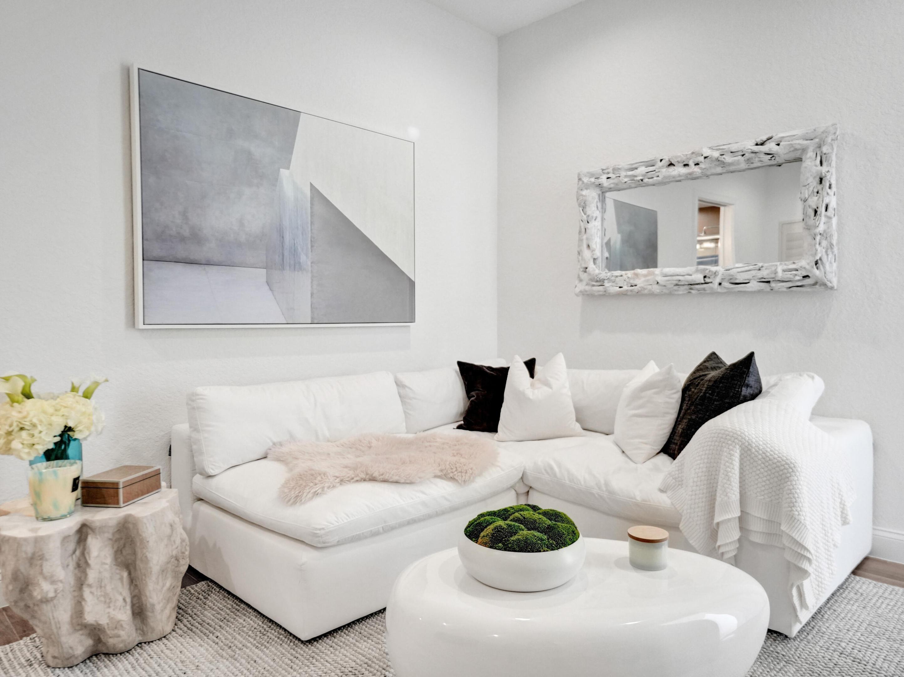 VENETIAN ISLES 1ST SEC - Residential