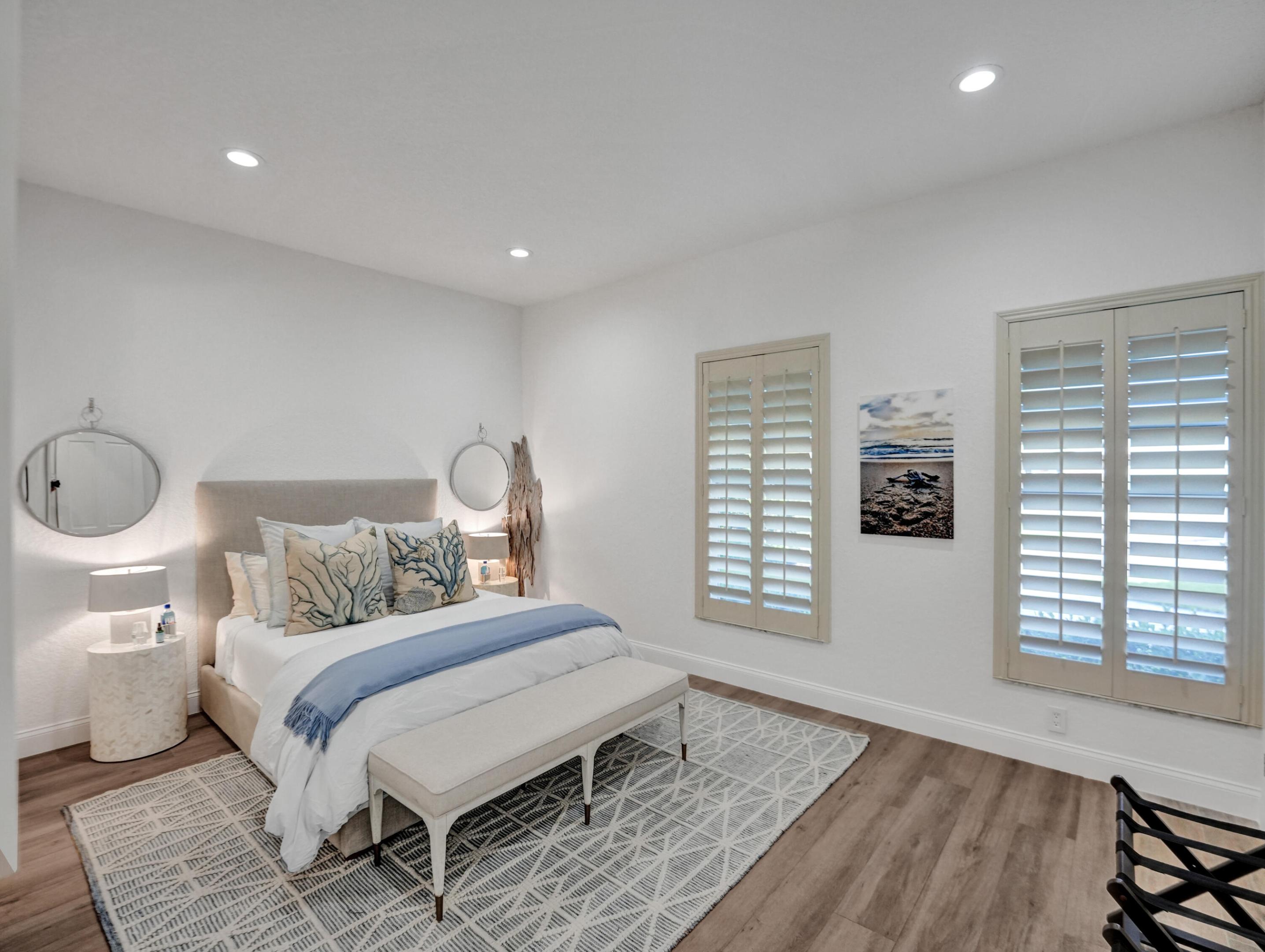 VENETIAN ISLES 1ST SEC - Residential