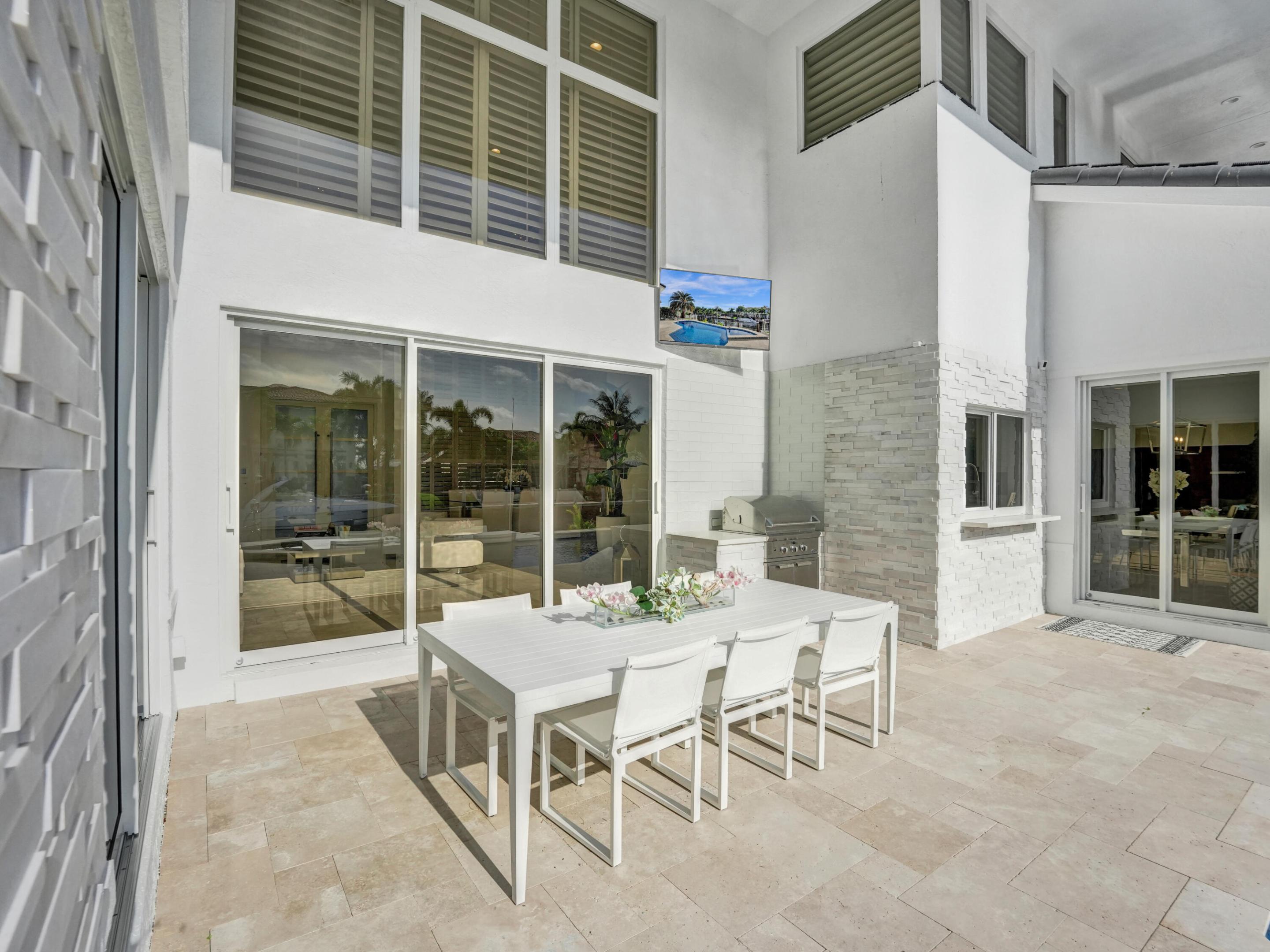 VENETIAN ISLES 1ST SEC - Residential