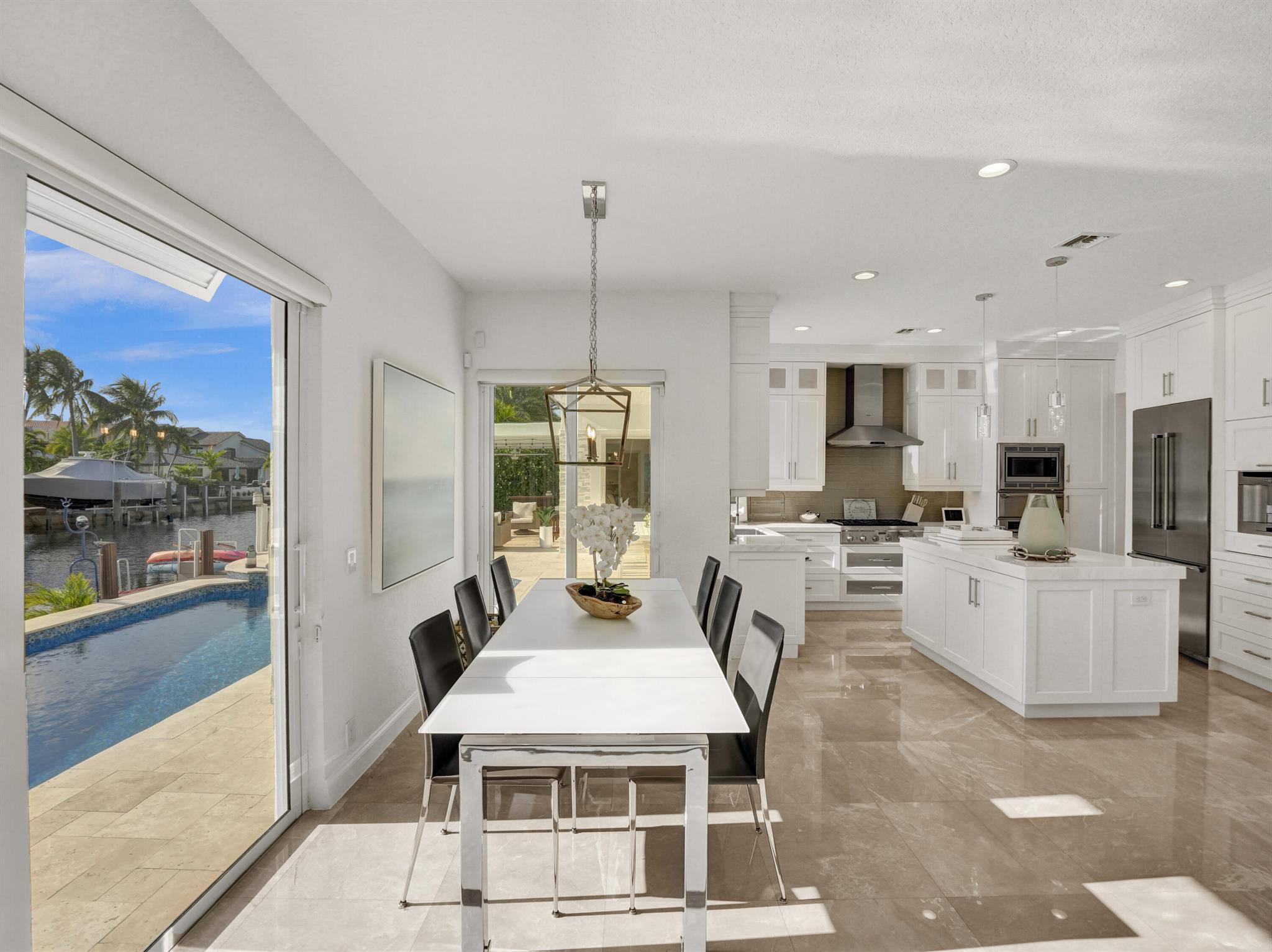 VENETIAN ISLES 1ST SEC - Residential