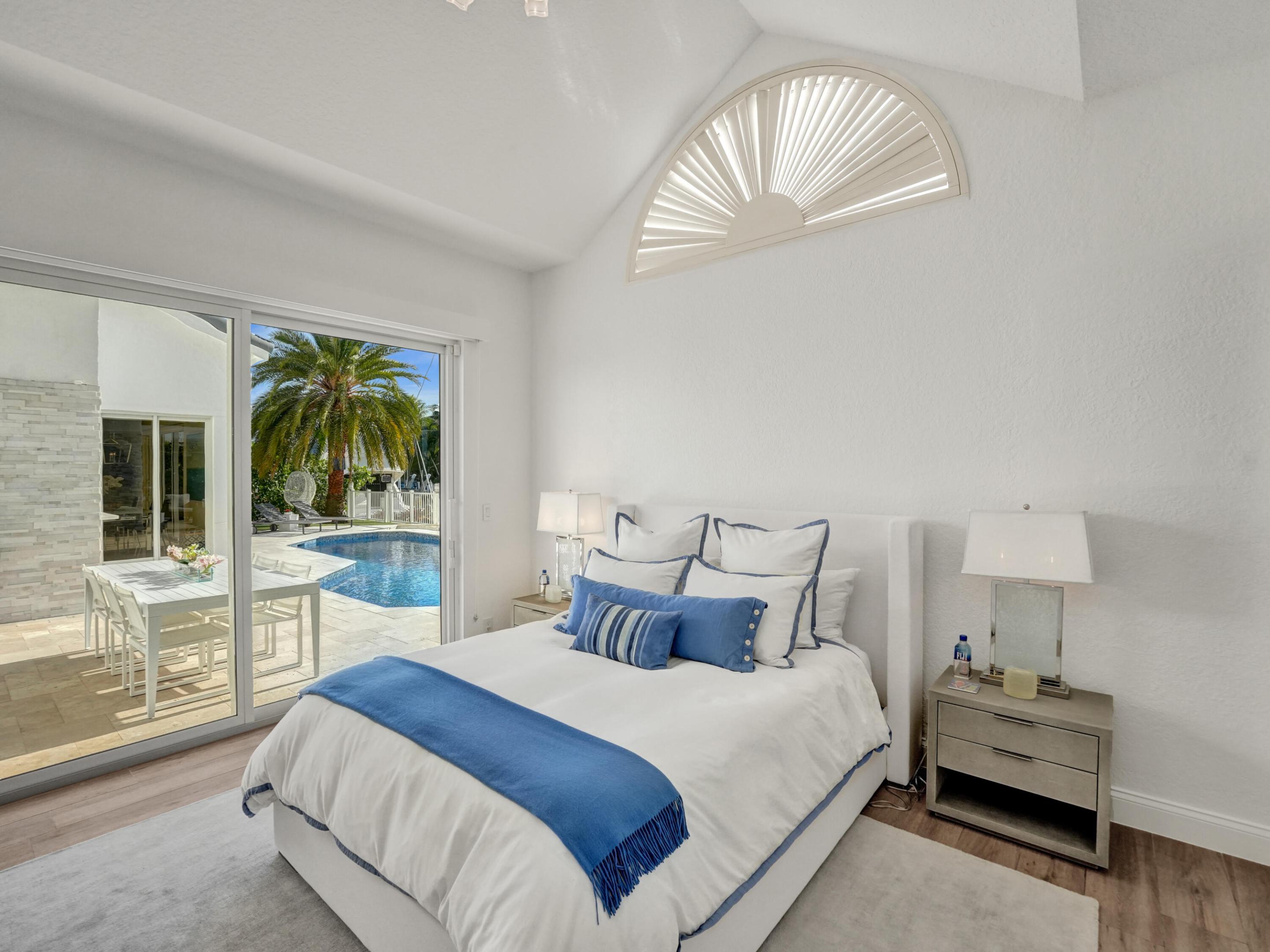 VENETIAN ISLES 1ST SEC - Residential