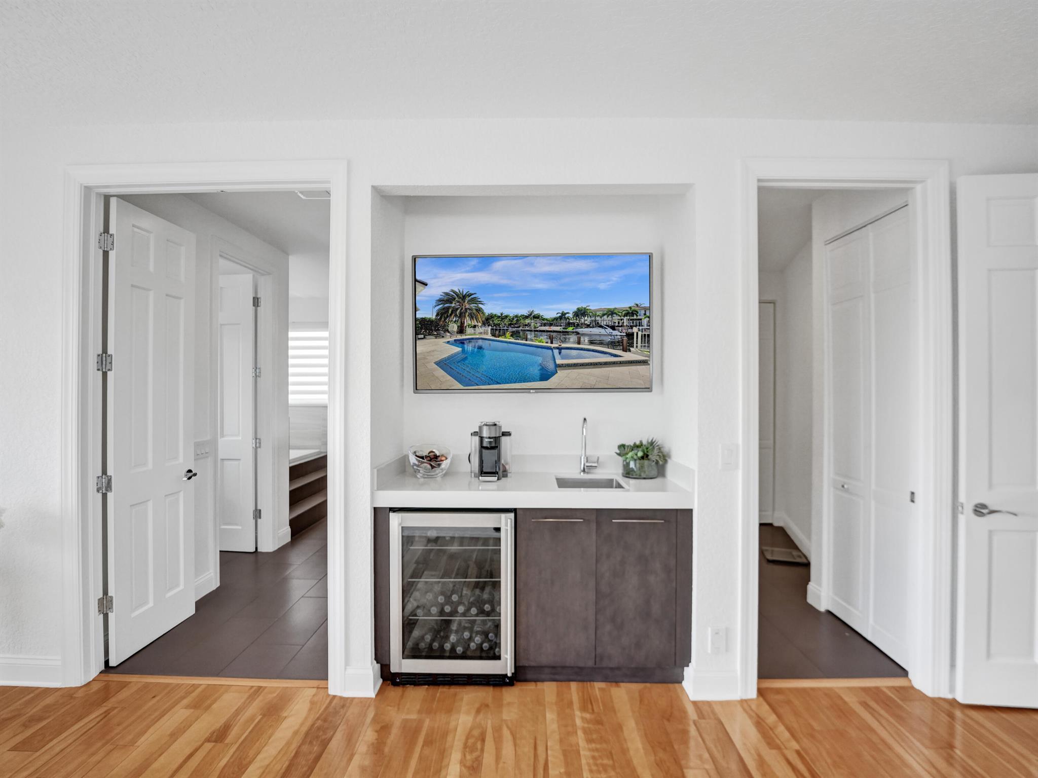 VENETIAN ISLES 1ST SEC - Residential