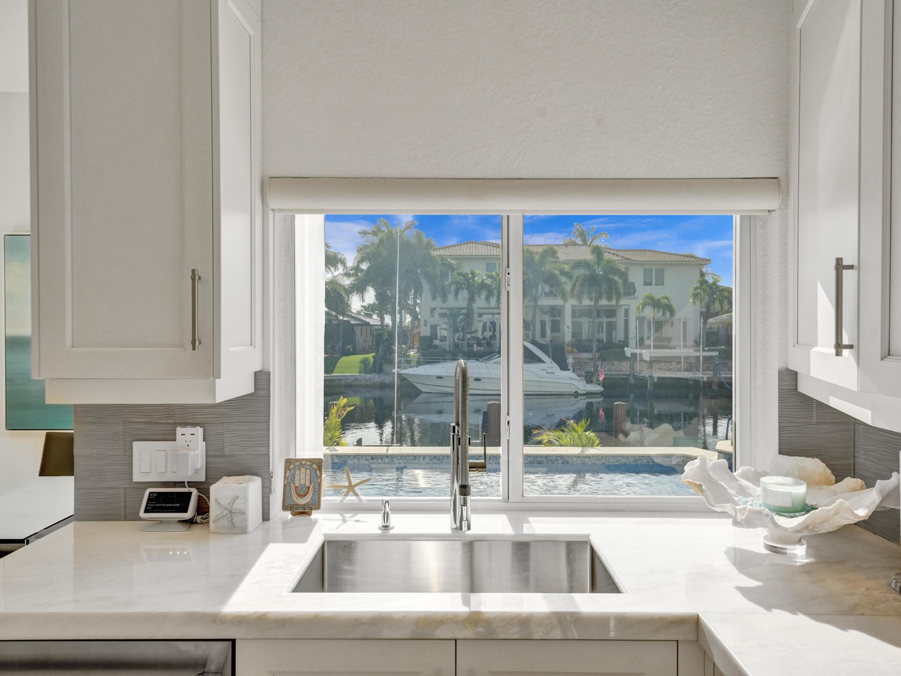 VENETIAN ISLES 1ST SEC - Residential