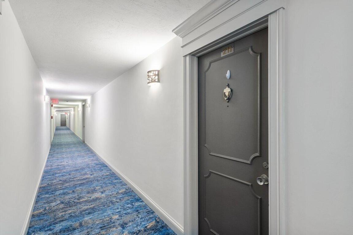 100 N Ocean Boulevard 211