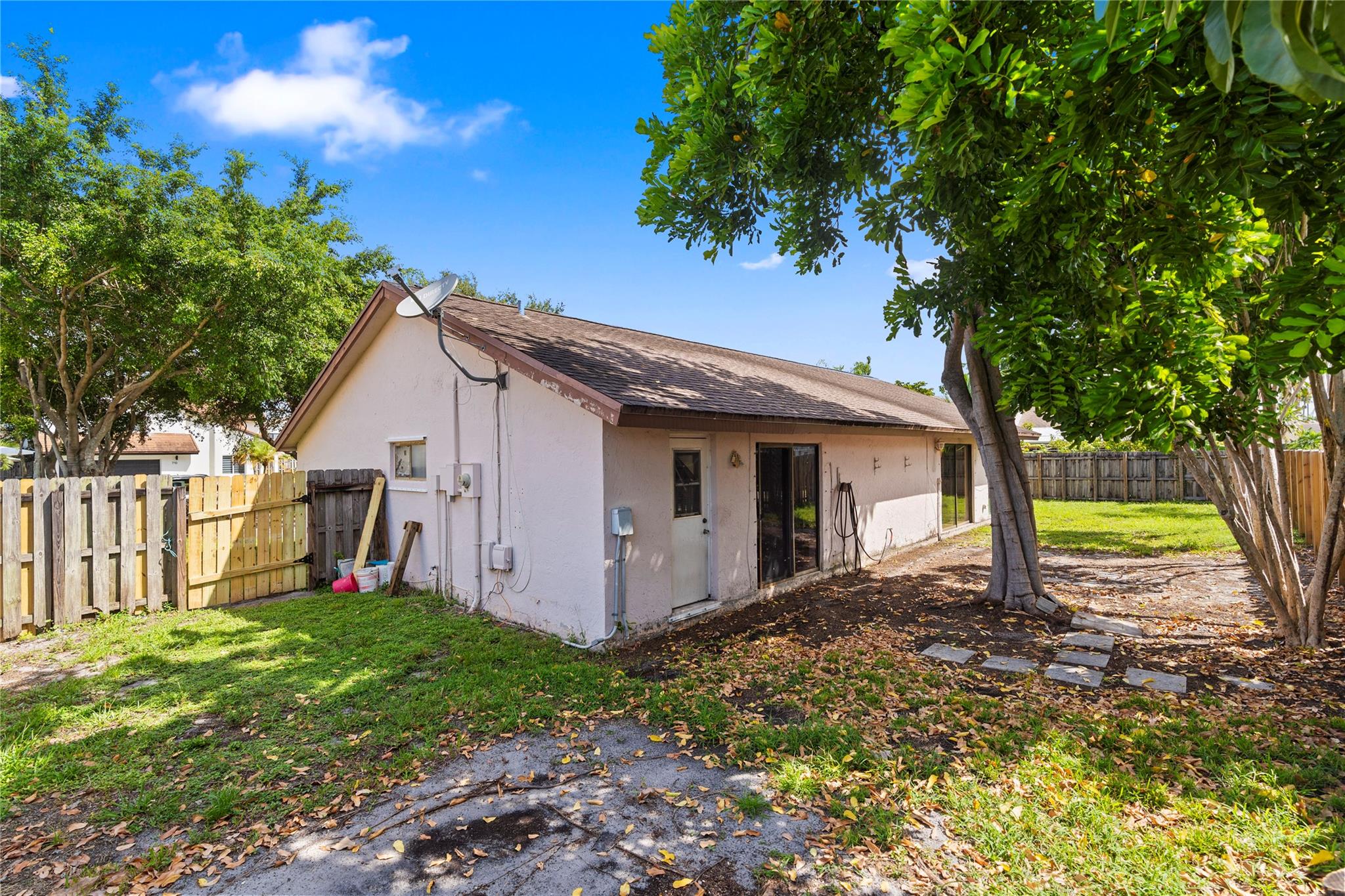 TANGLEWOOD - Residential