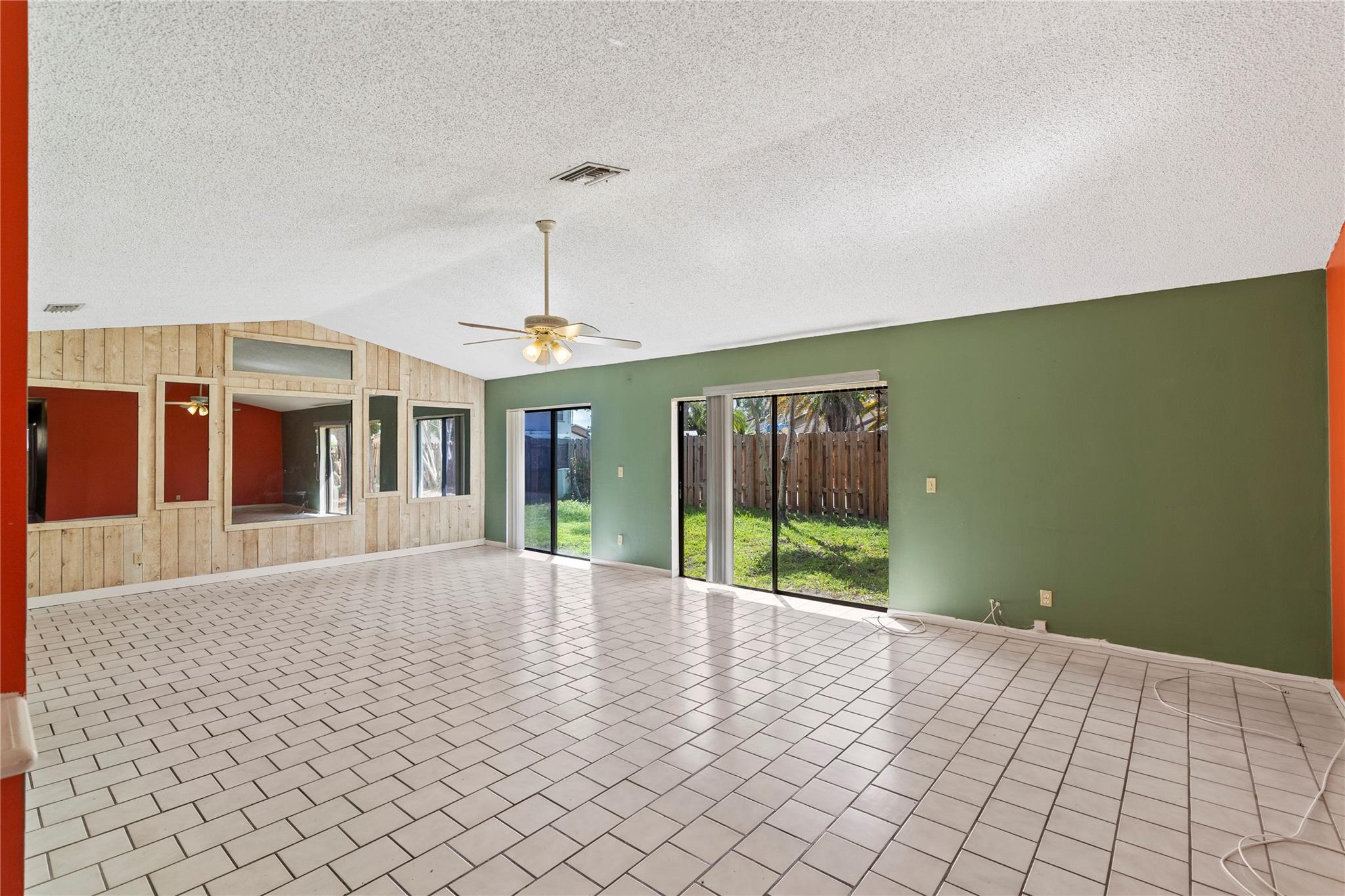 TANGLEWOOD - Residential