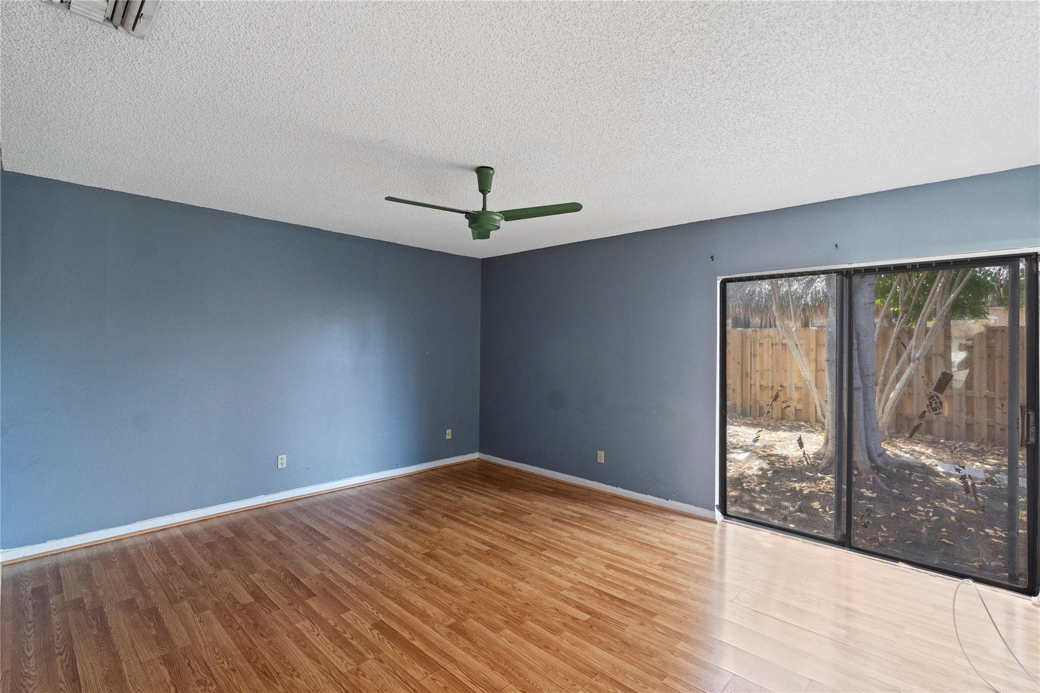TANGLEWOOD - Residential