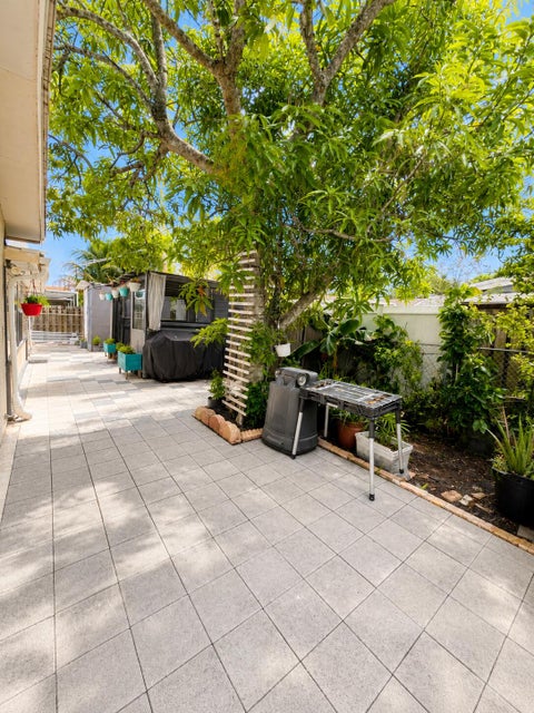 Tiny photo for 10720 NW 26TH Place, Sunrise, FL 33322 (MLS # B26069365)