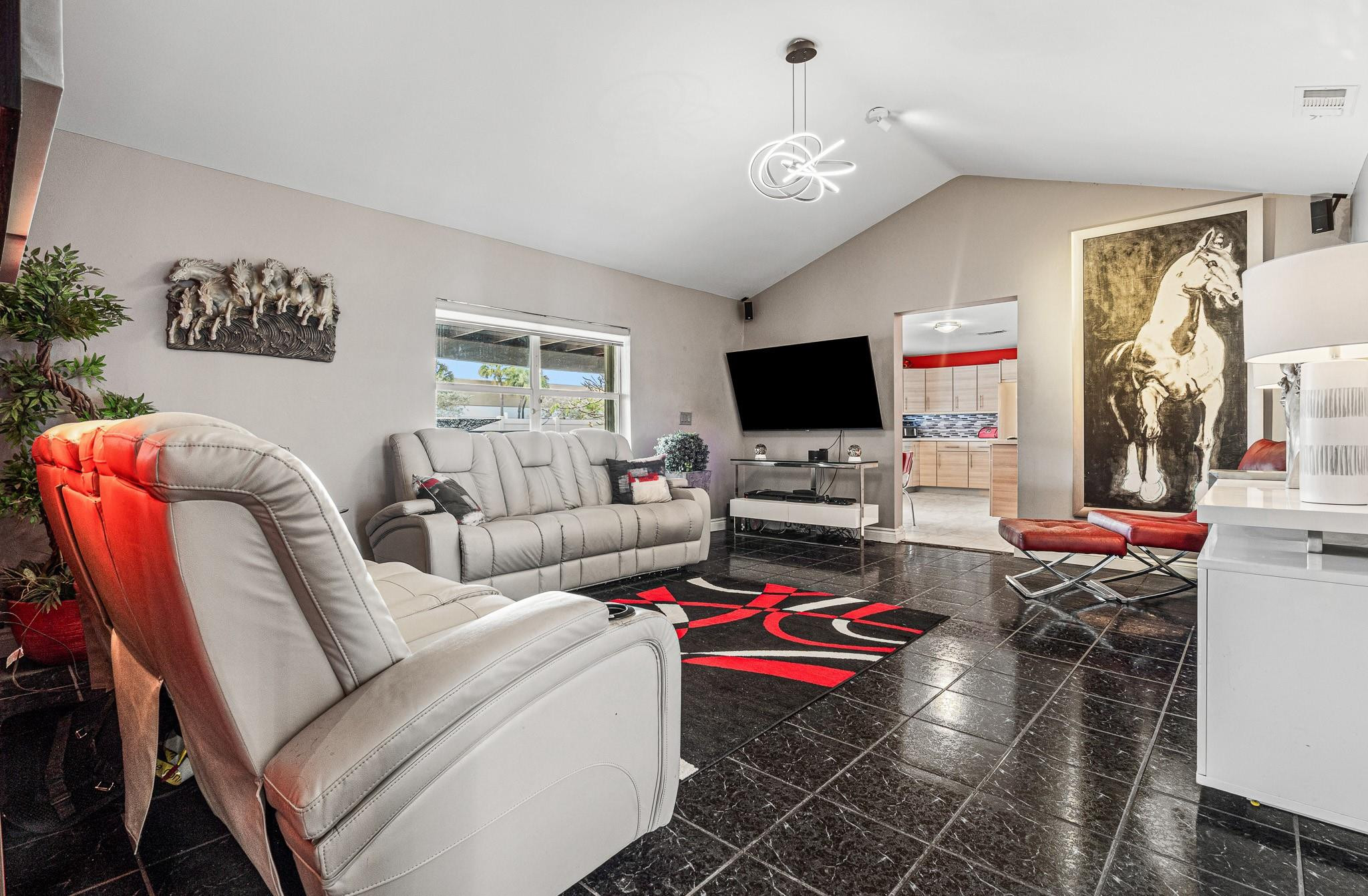 Crystal Heights 80-48 B - Residential