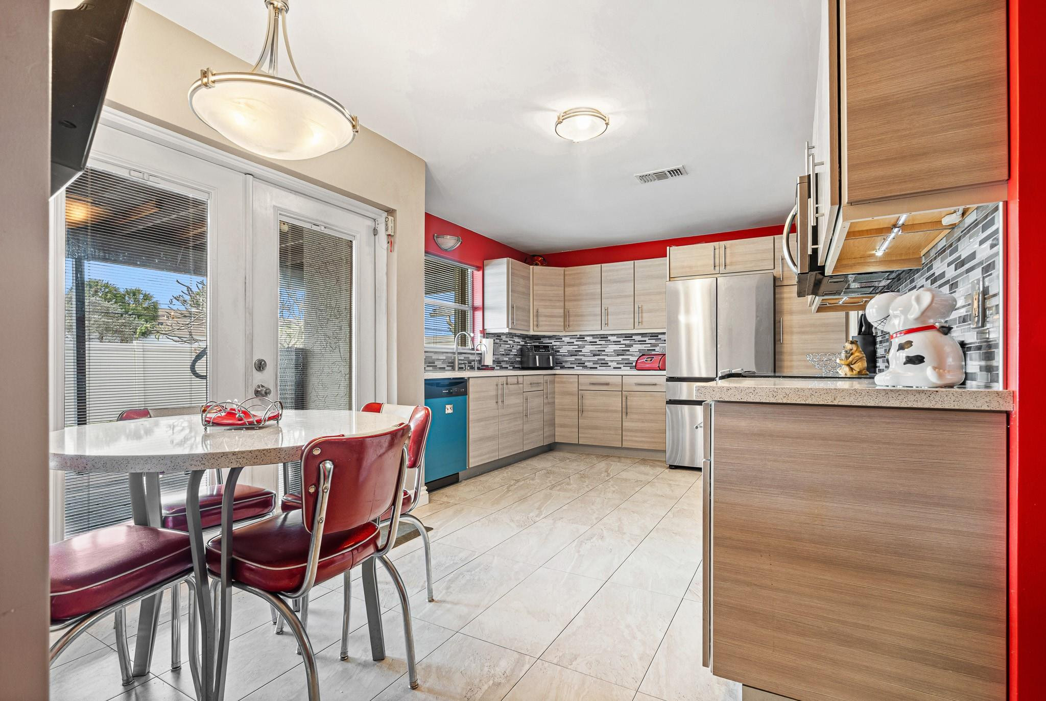 Crystal Heights 80-48 B - Residential