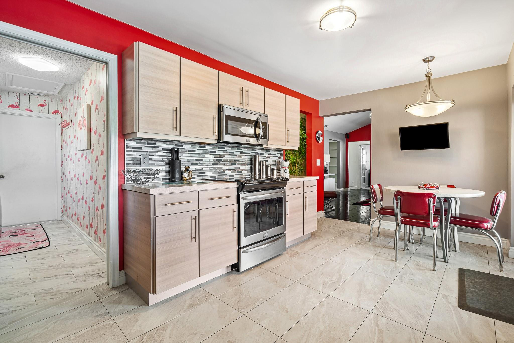 Crystal Heights 80-48 B - Residential