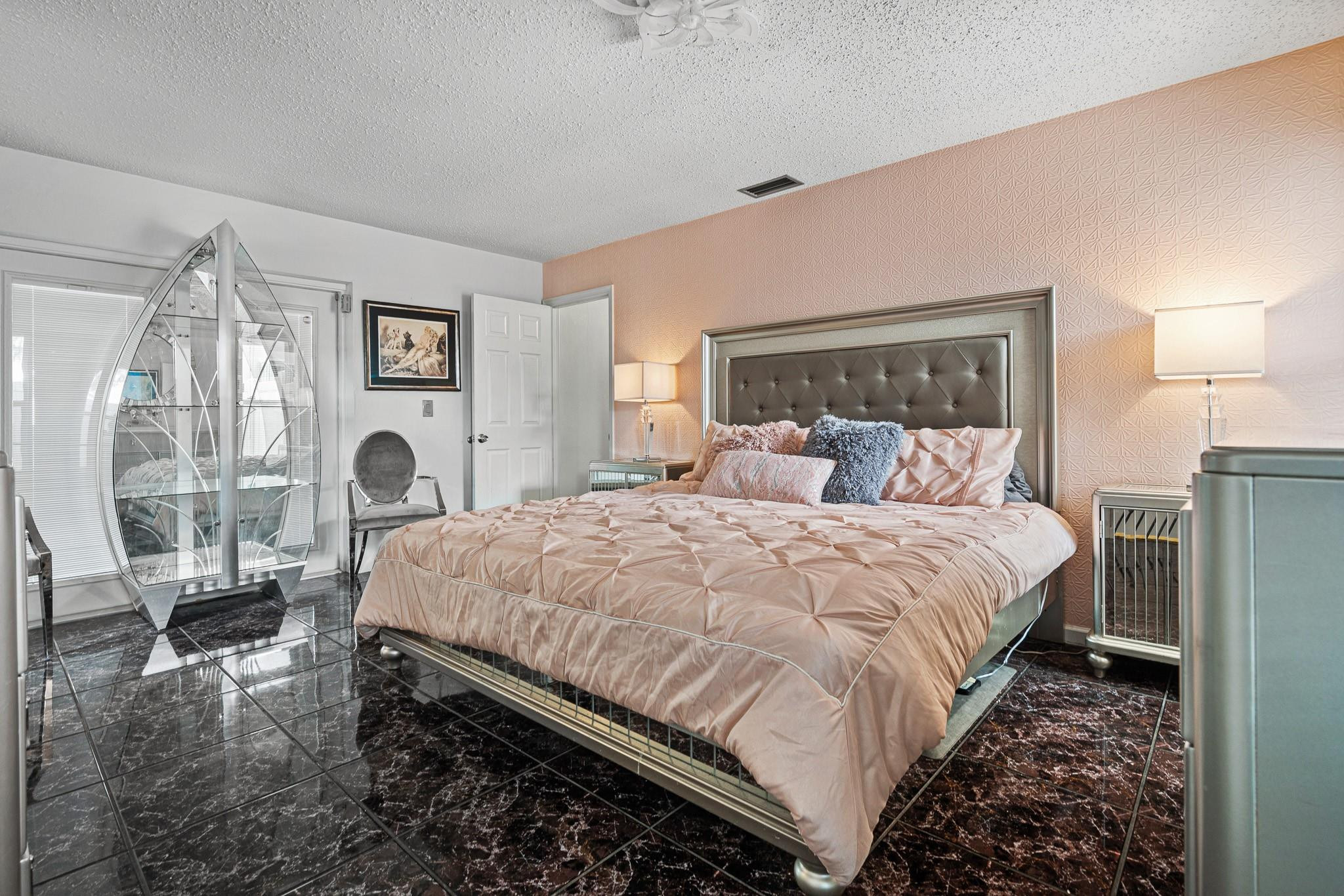 Crystal Heights 80-48 B - Residential