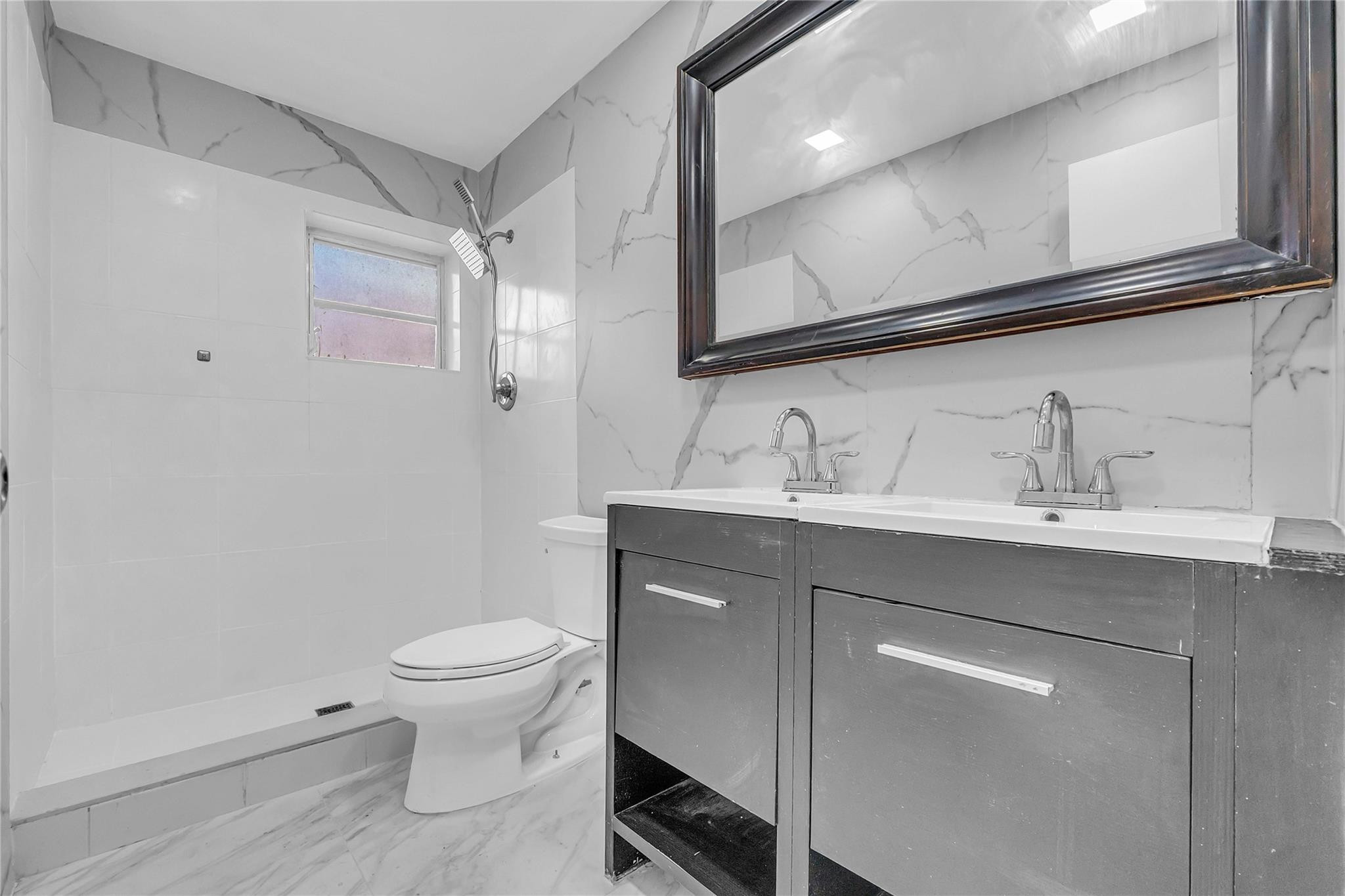Woodbridge Condo - Residential