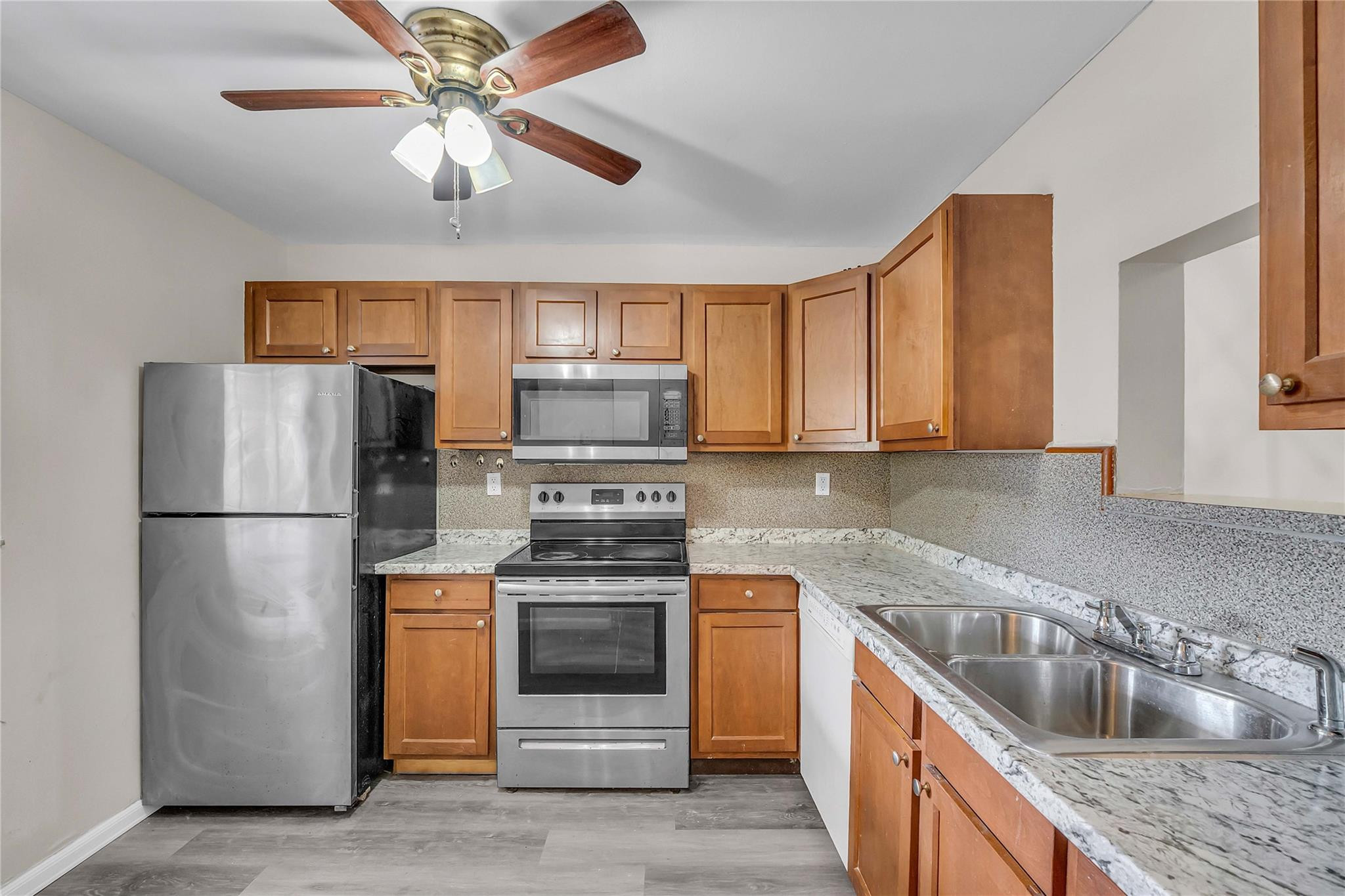 Woodbridge Condo - Residential