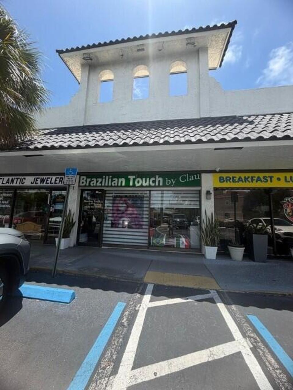 Photo of 900 E Atlantic Boulevard, Pompano Beach, FL (MLS # B26036213)
