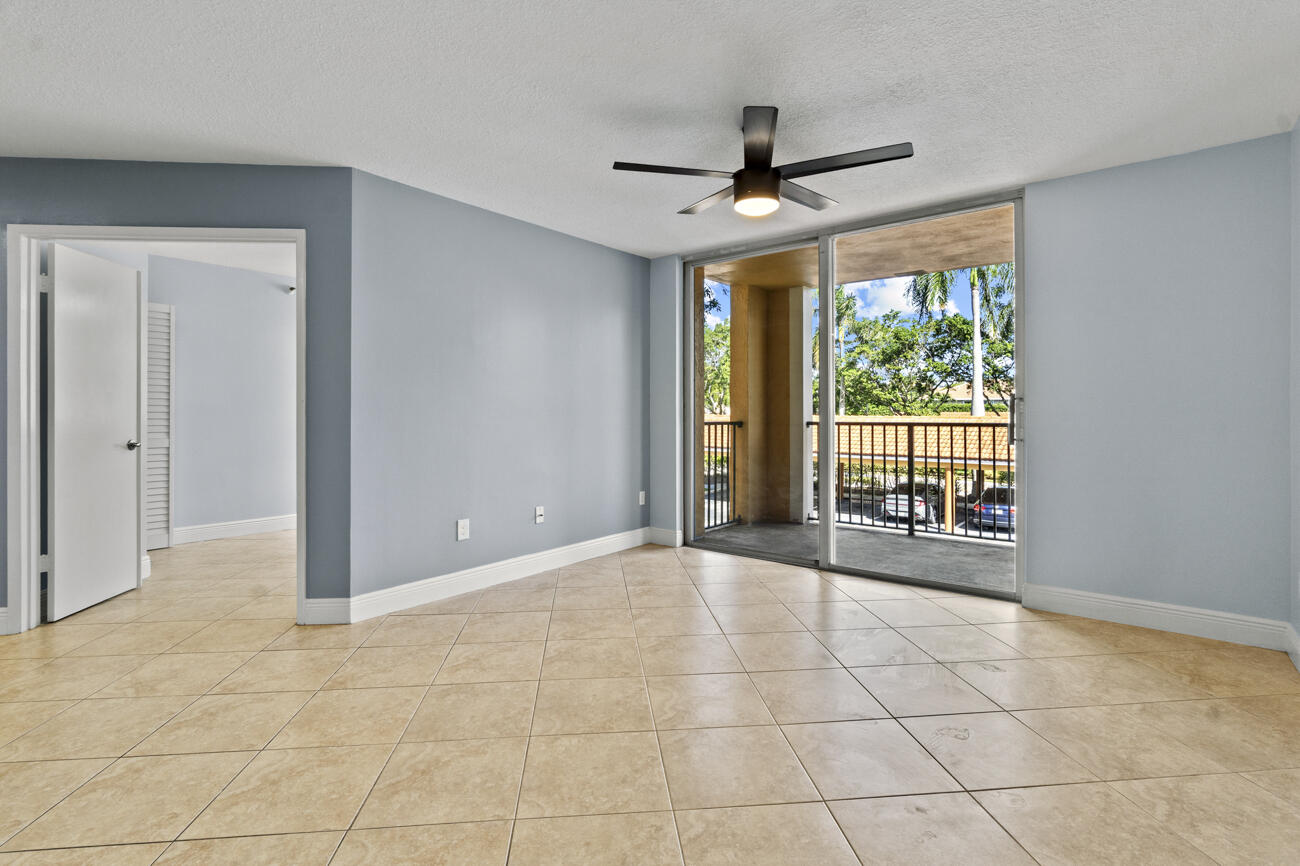 YACHT CLUB ON THE INTRACOASTAL CONDO - Residential