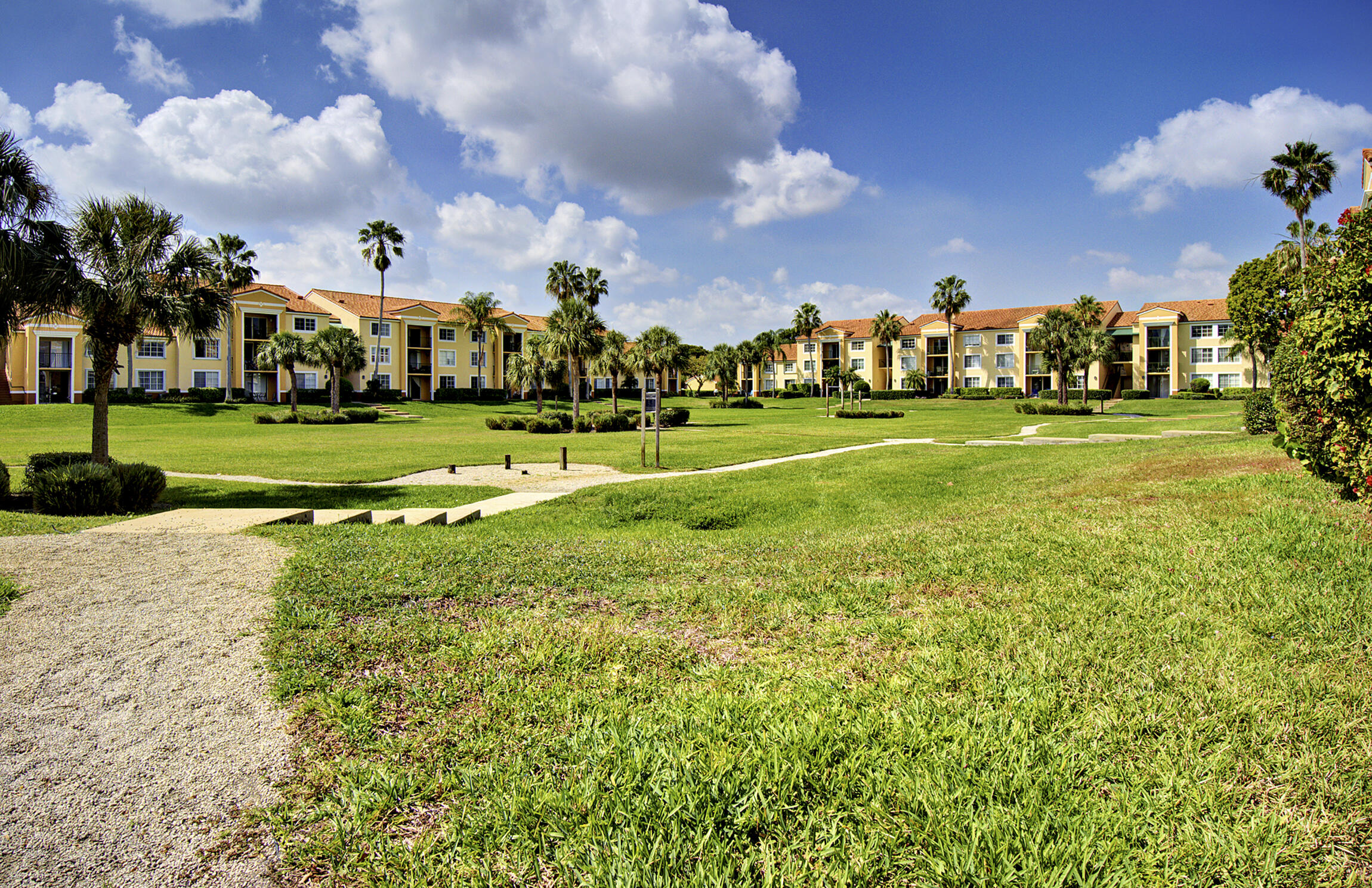 YACHT CLUB ON THE INTRACOASTAL CONDO - Residential