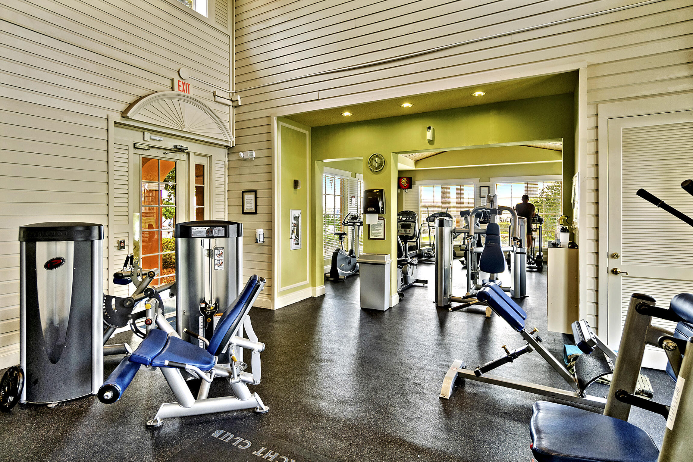 YACHT CLUB ON THE INTRACOASTAL CONDO - Residential