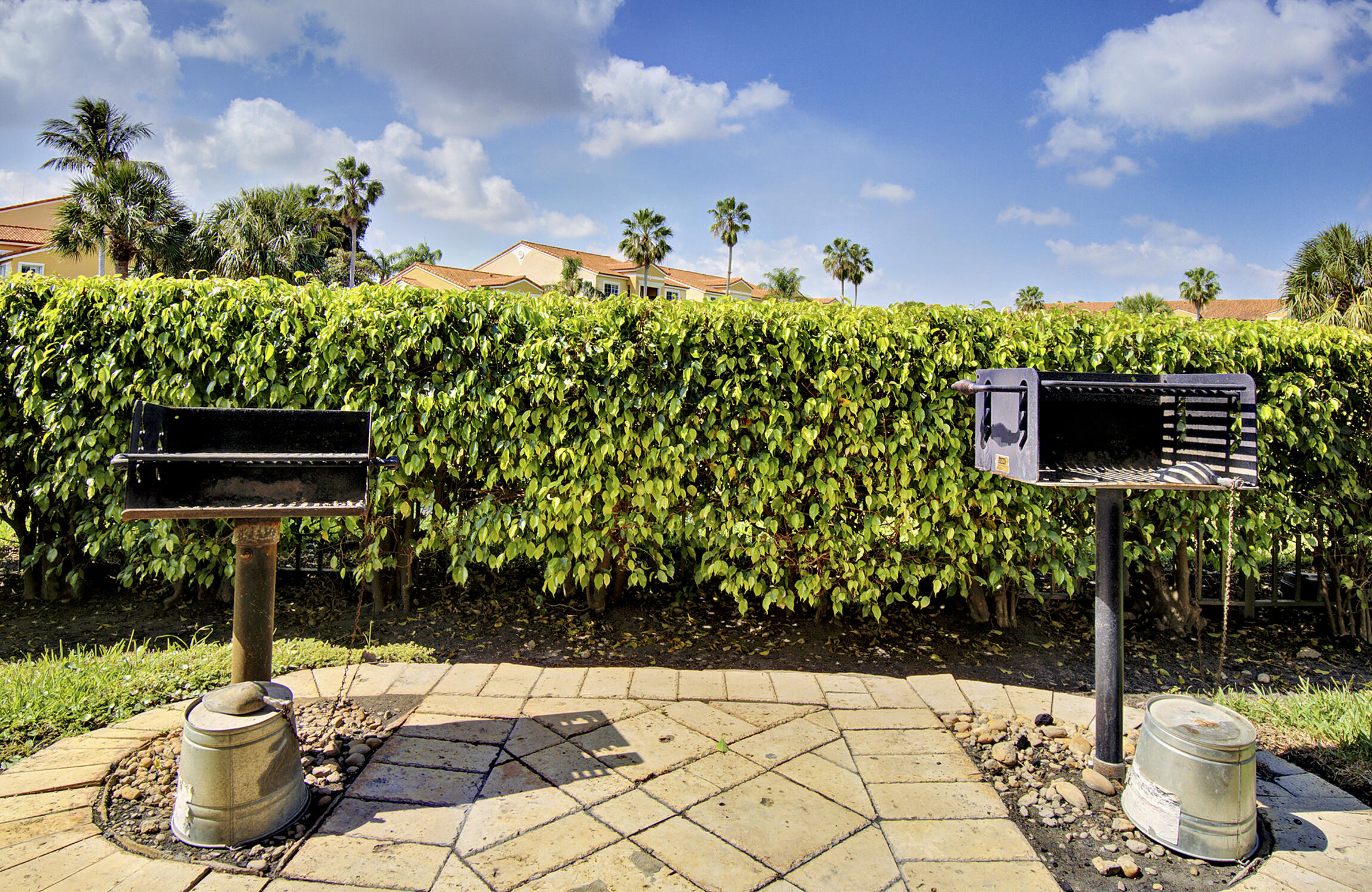 YACHT CLUB ON THE INTRACOASTAL CONDO - Residential