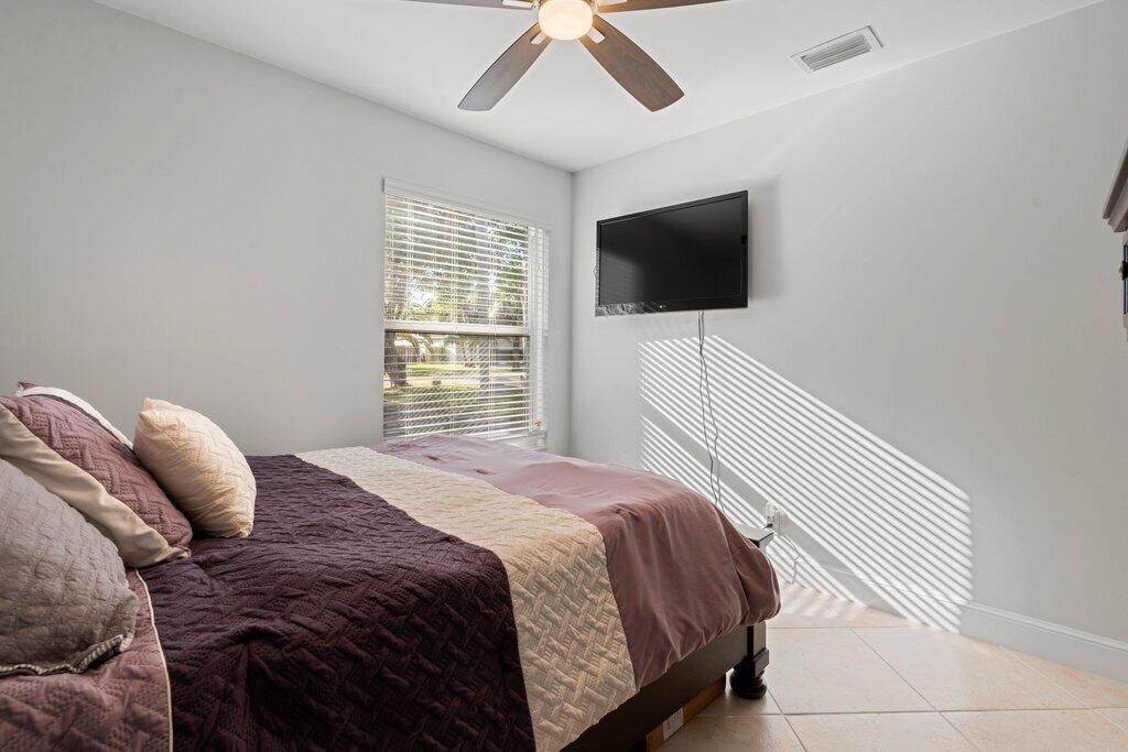 VILLAGES OF HILLSBORO SEC - Residential