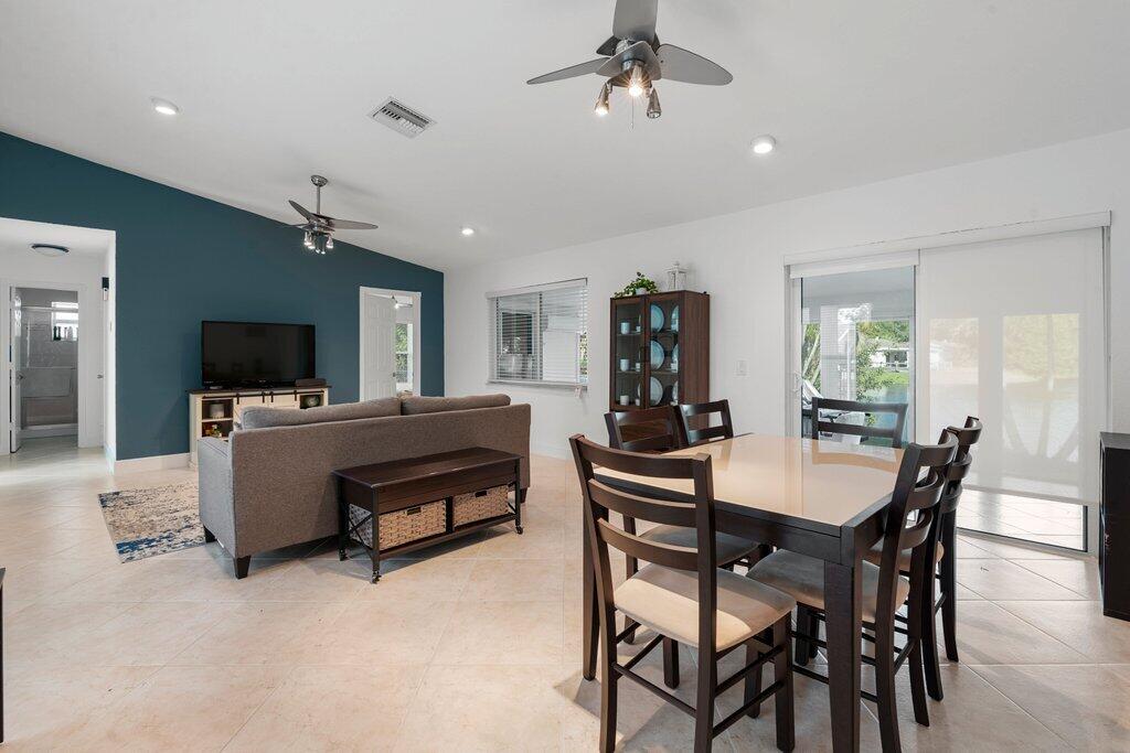 VILLAGES OF HILLSBORO SEC - Residential