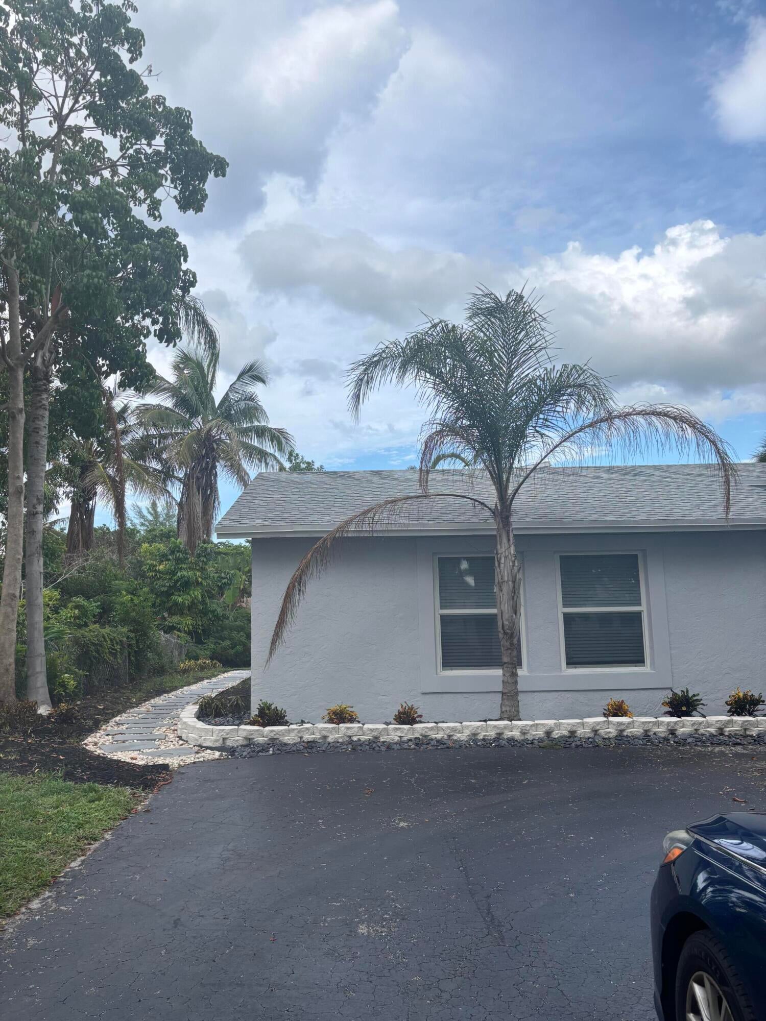 288 NW 39th Way