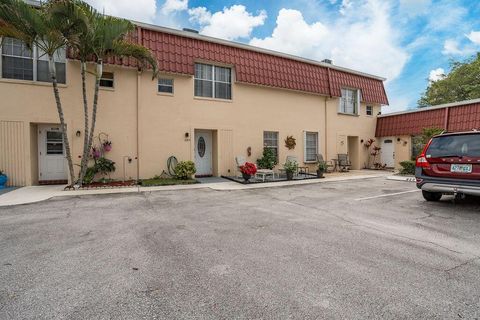 A home in Lake Worth