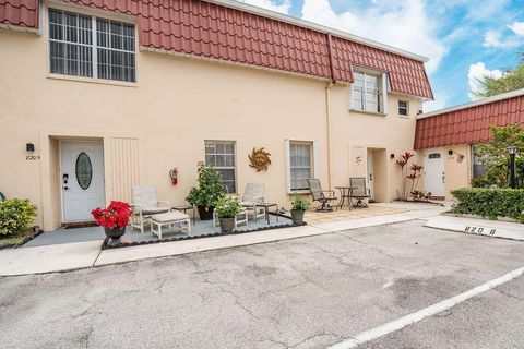 A home in Lake Worth