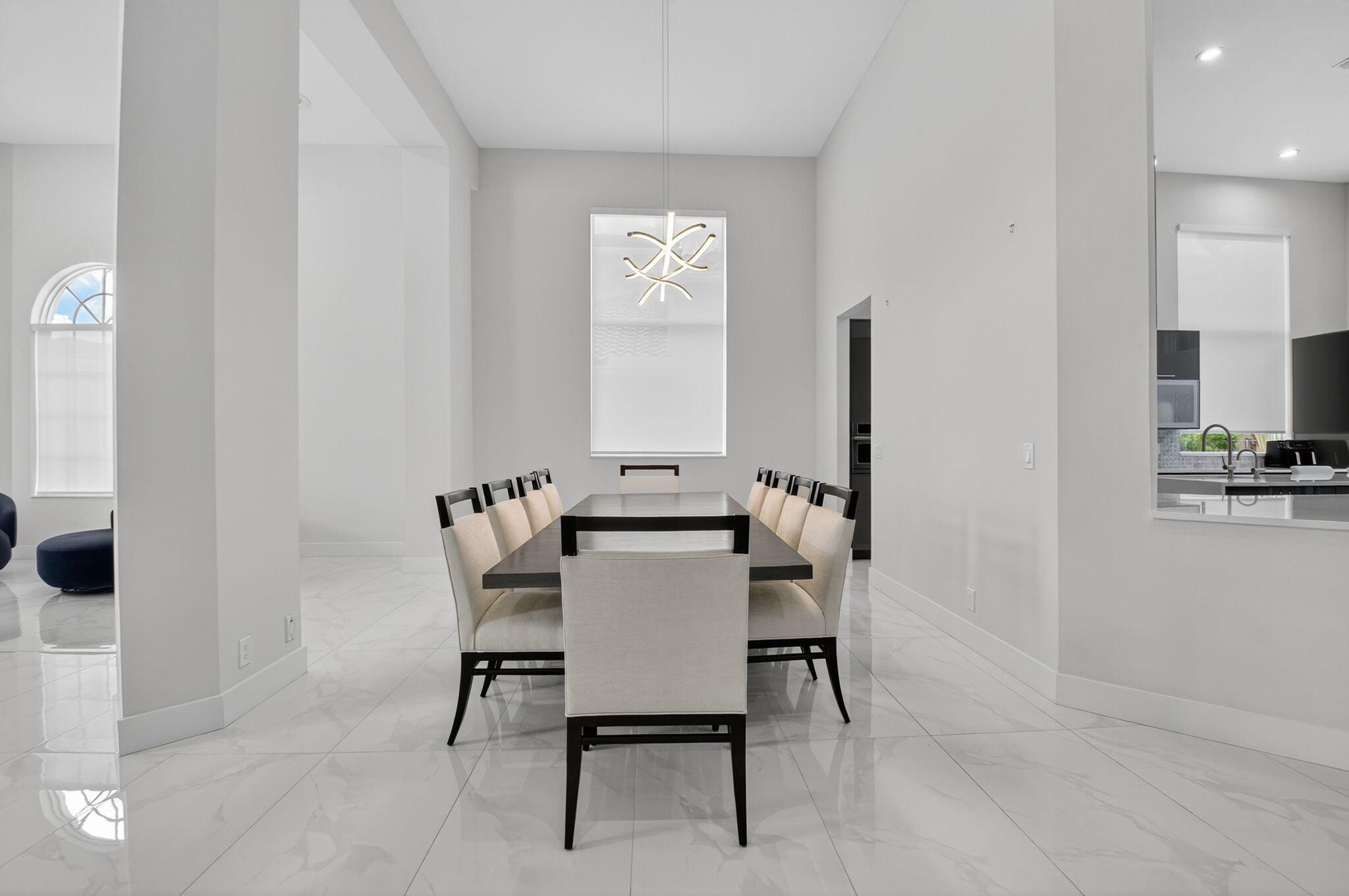 SOMERSET AT WOODFIELD COU - Residential