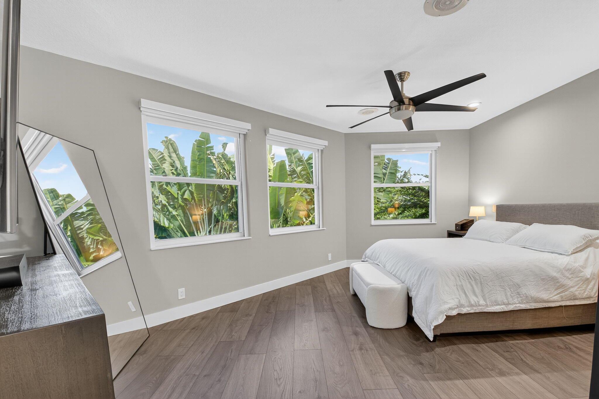 SOMERSET AT WOODFIELD COU - Residential