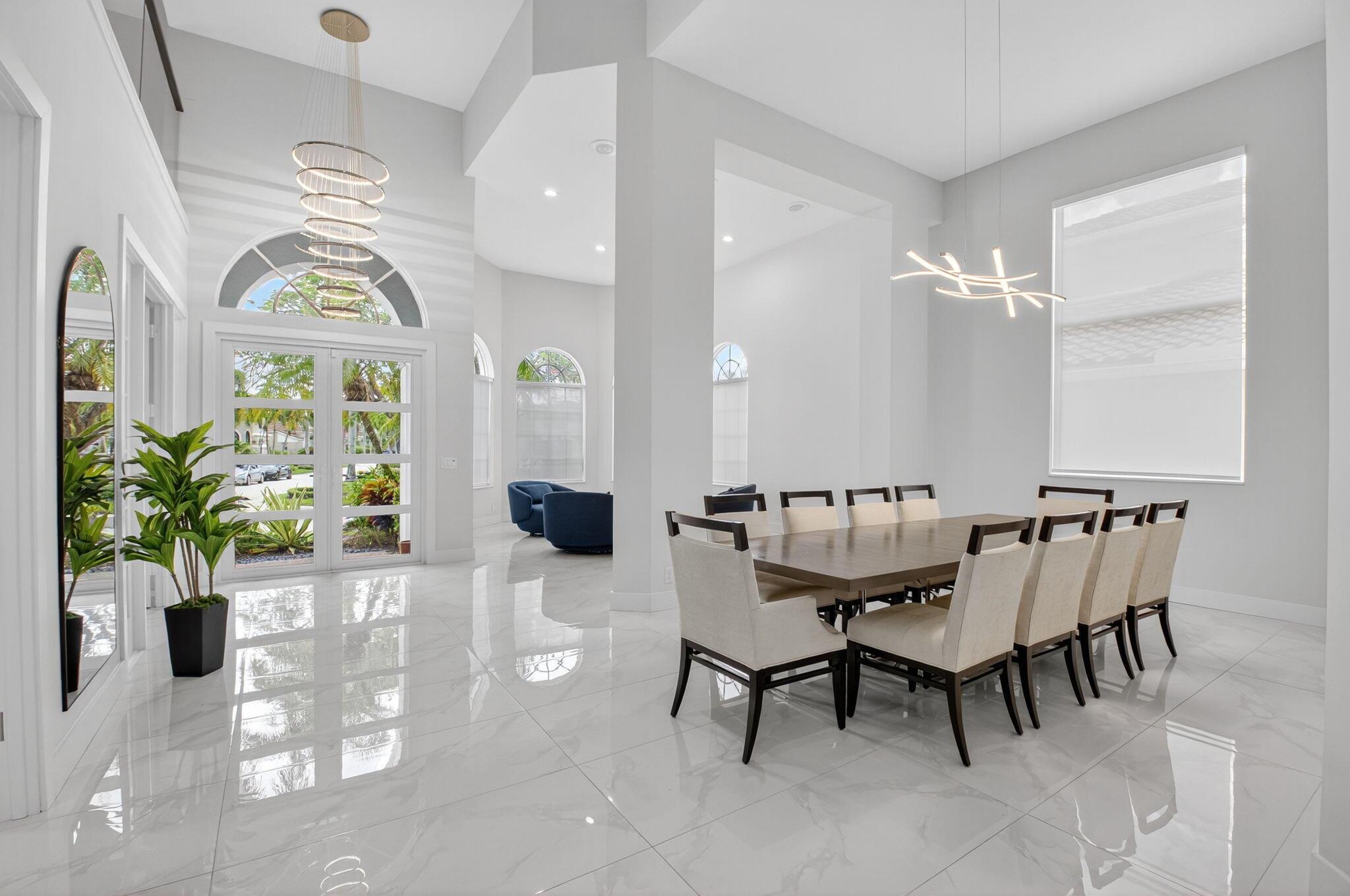 SOMERSET AT WOODFIELD COU - Residential