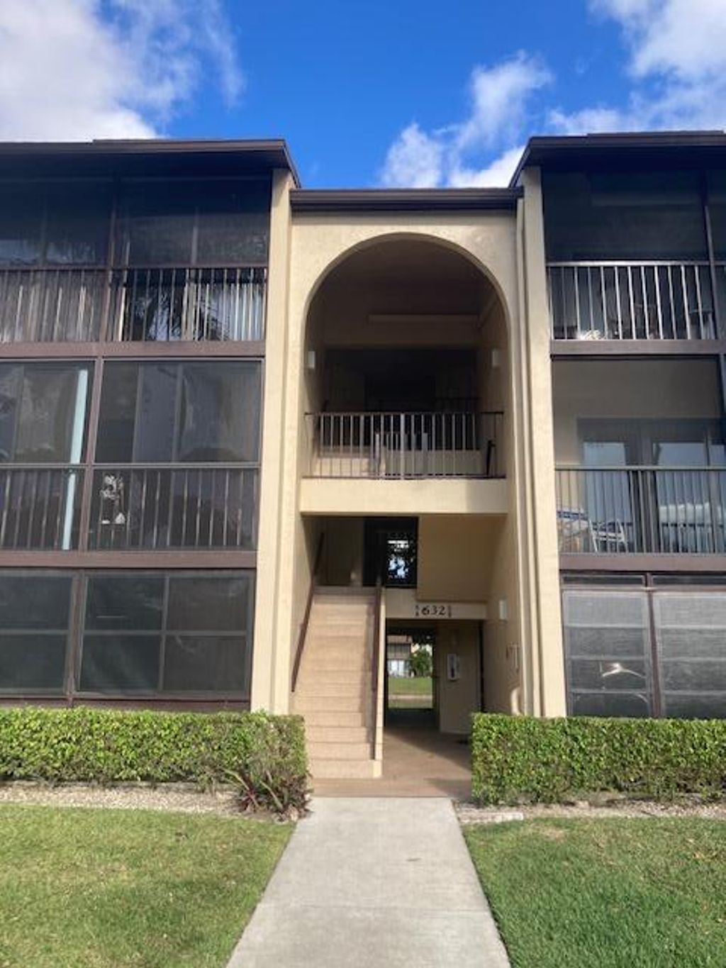 Photo of 632 Sea Pine Way #B3, Greenacres, FL 33415 (MLS # R10881519)