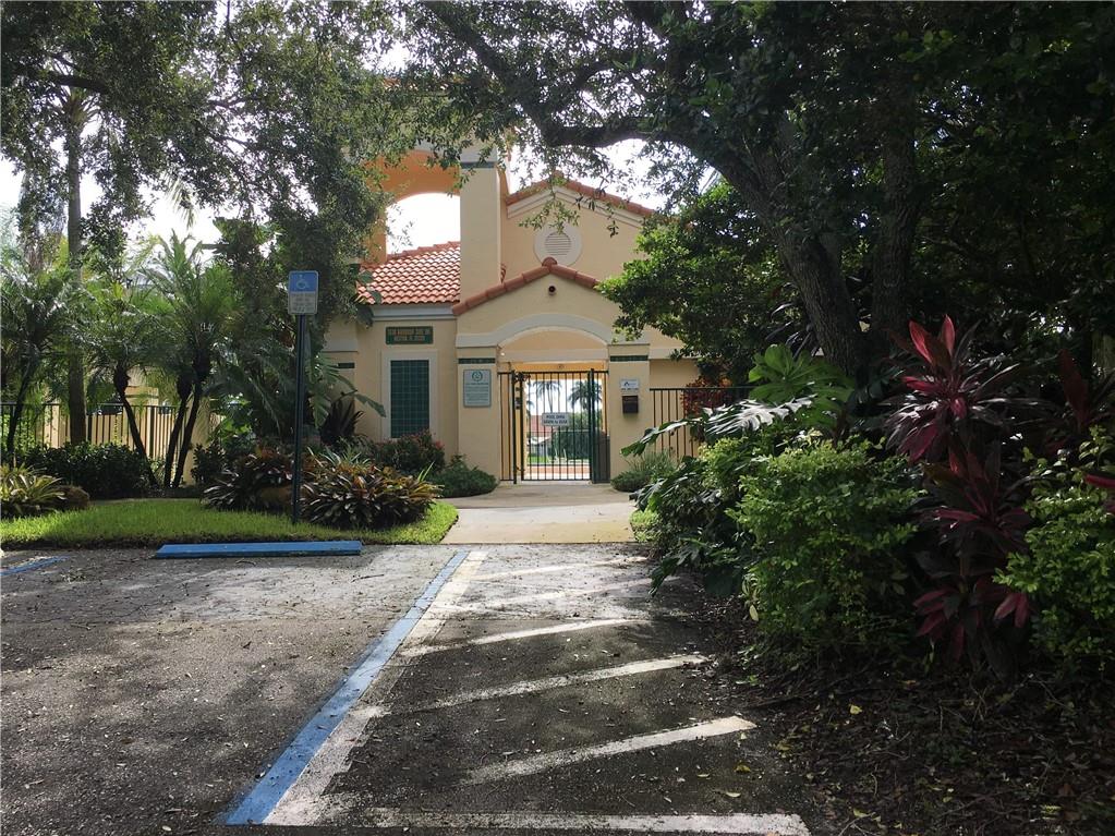 CORAL HARBOUR - Residential Lease