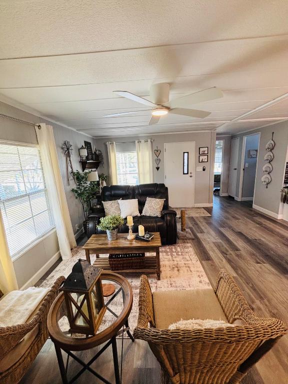 Spanish Lakes Golf Village - Residential