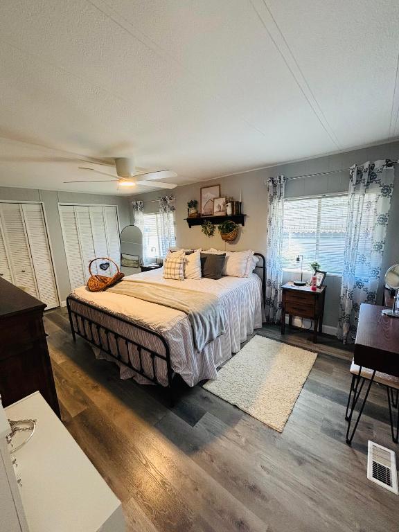 Spanish Lakes Golf Village - Residential