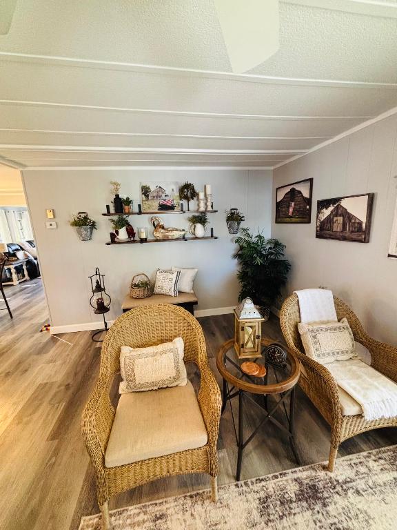 Spanish Lakes Golf Village - Residential