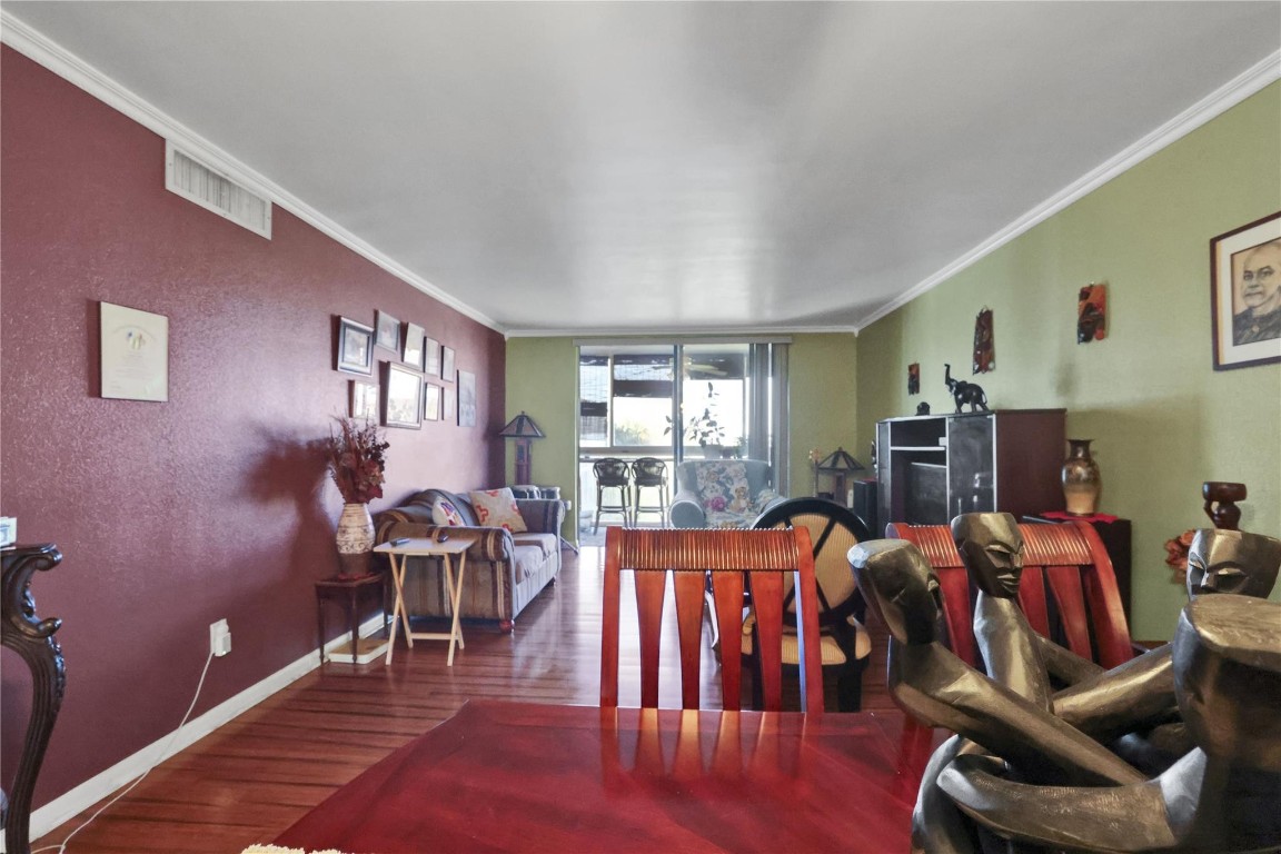 Somerset at Lauderdale La - Residential