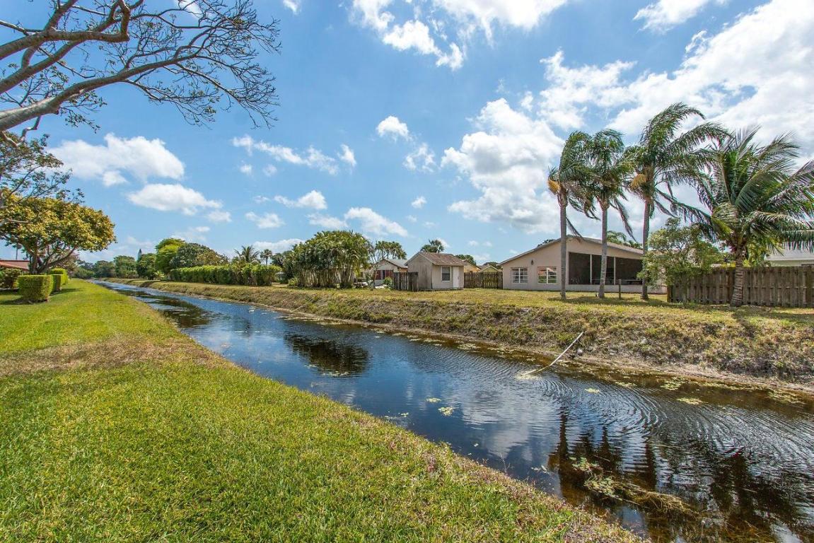 HUNTINGTON POINTE - Residential