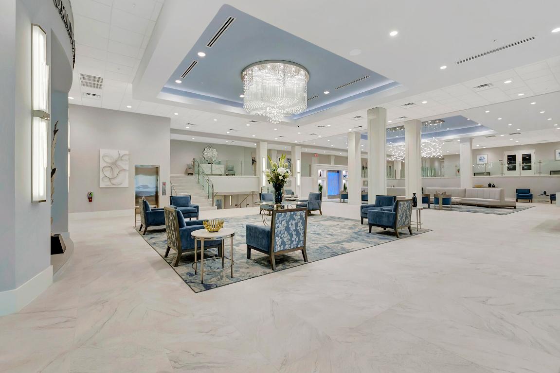 HUNTINGTON POINTE - Residential