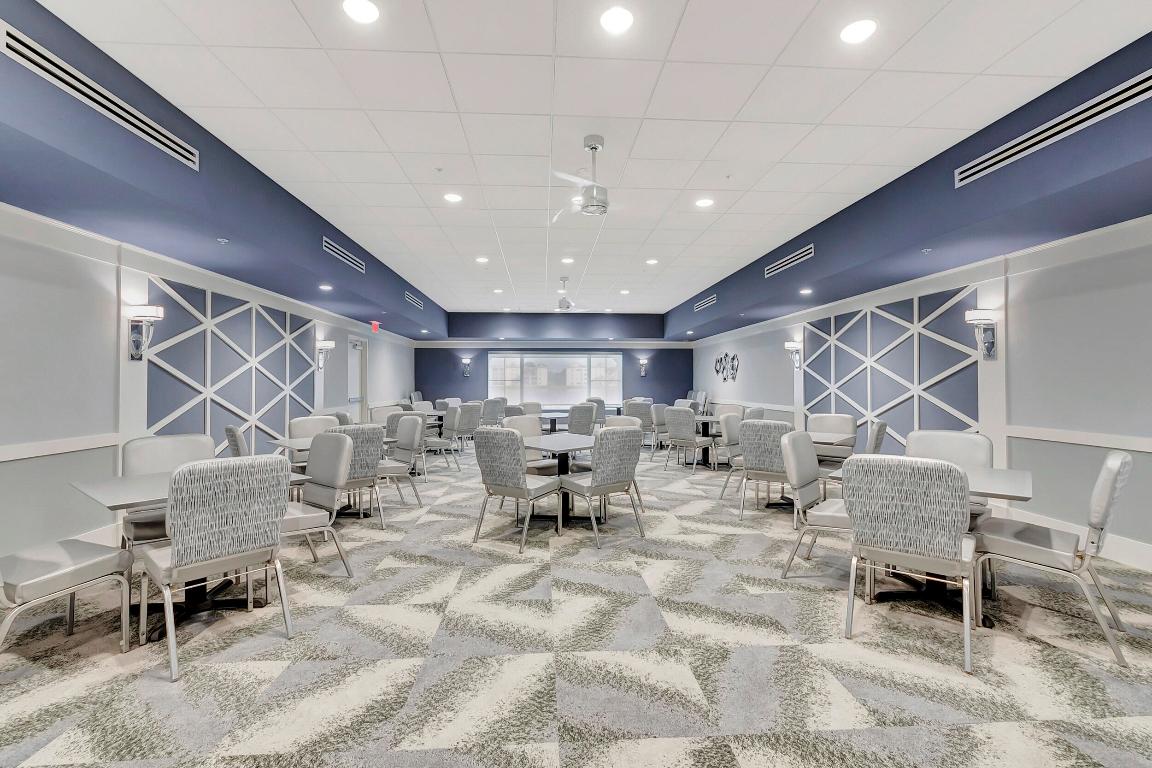 HUNTINGTON POINTE - Residential