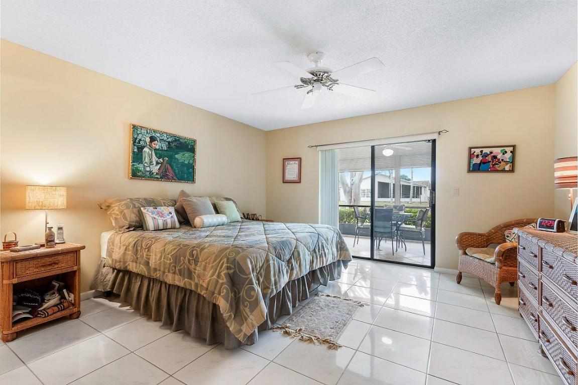 HUNTINGTON POINTE - Residential