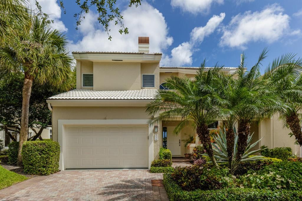 Photo of 250 Eagle Drive, Jupiter, FL 33477 (MLS # R10754369)