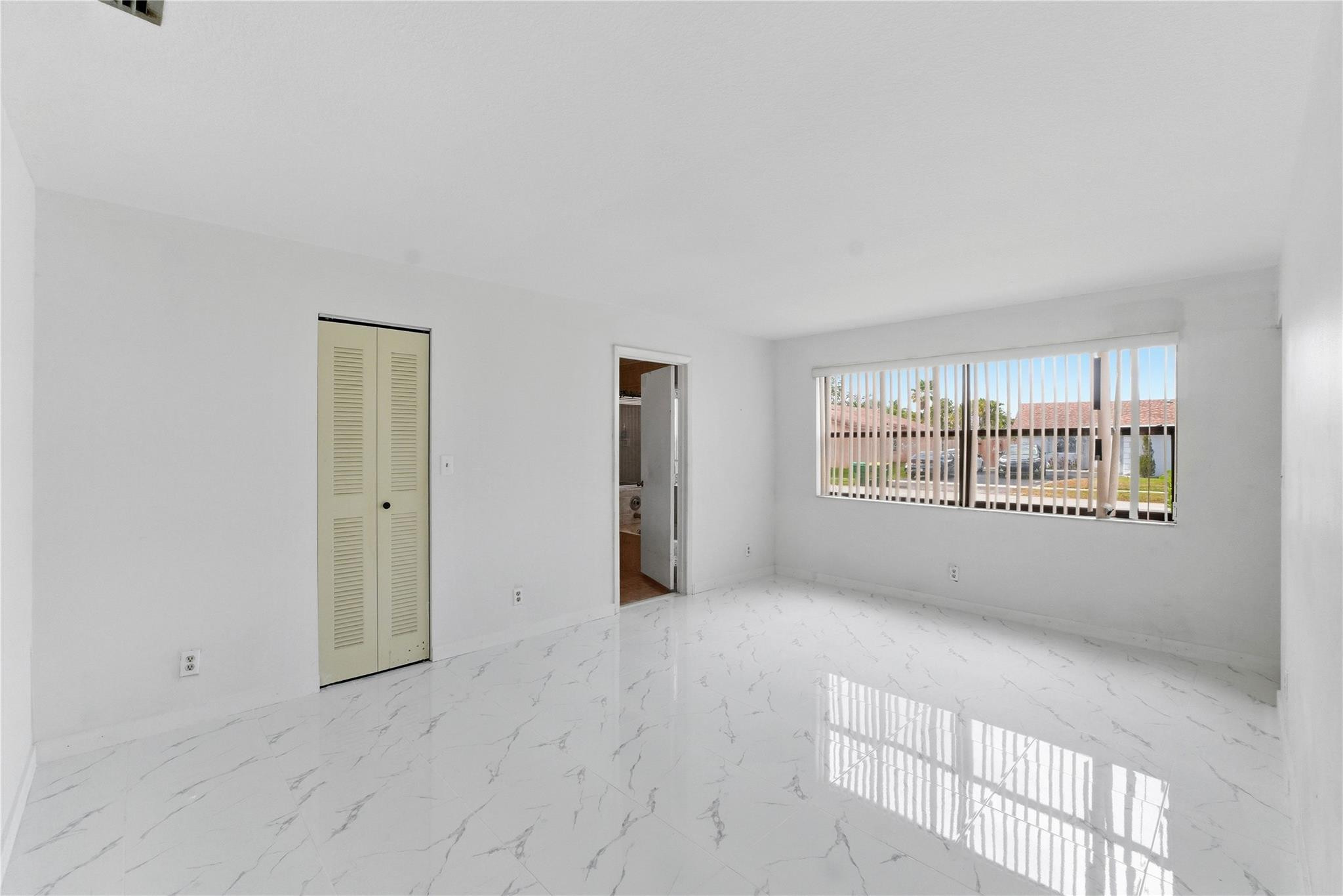 CALICO COUNTRY - Residential