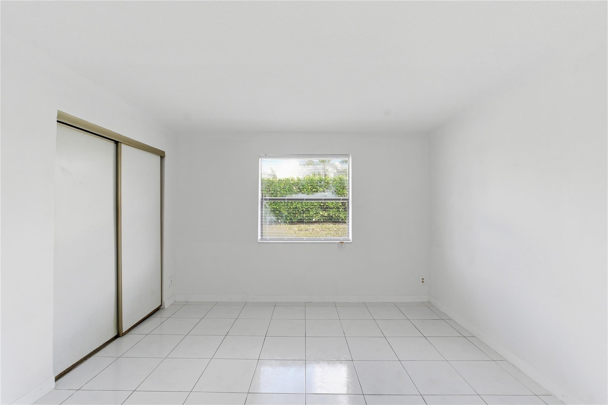 CALICO COUNTRY - Residential